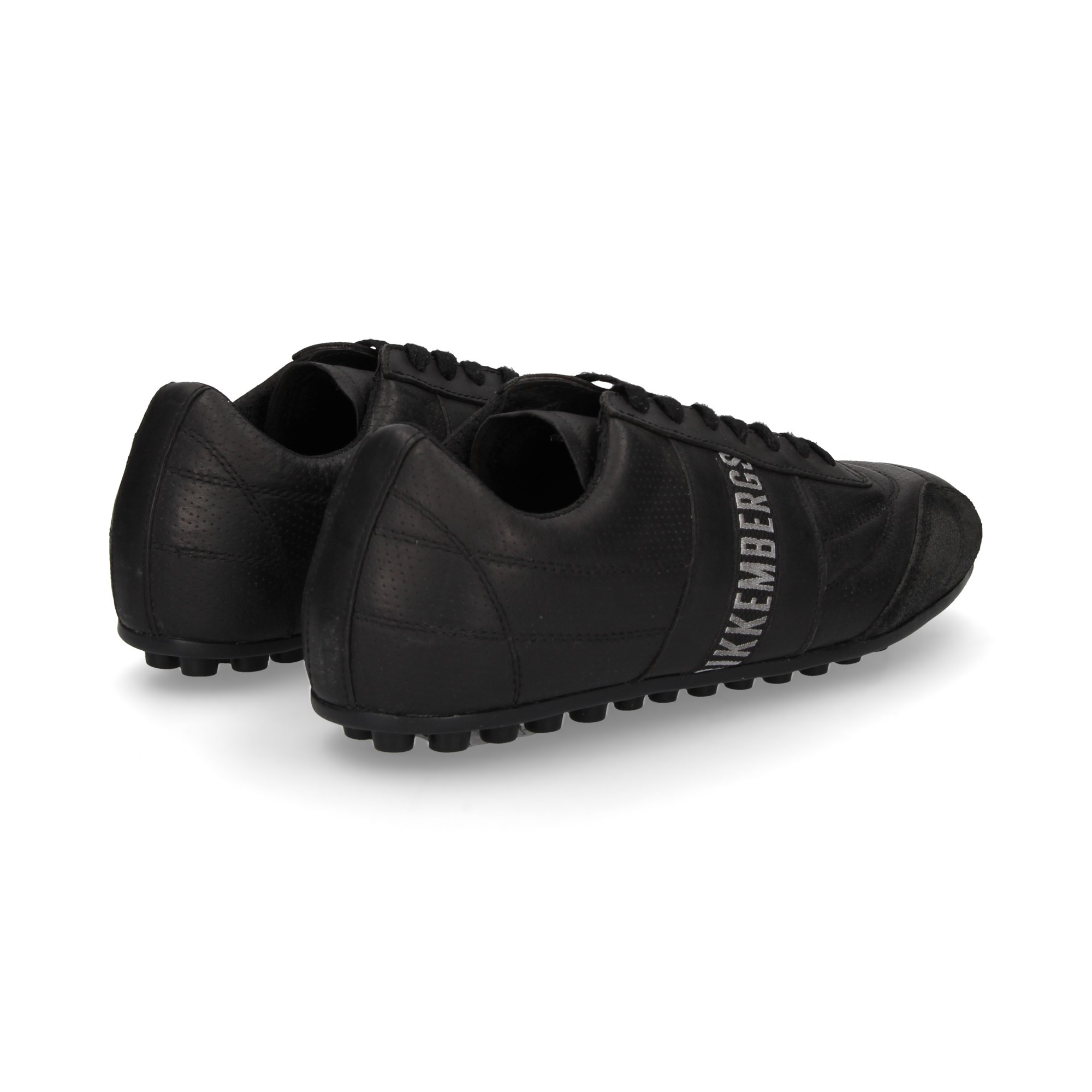 LACETS EN CUIR NOIR SPORTIF