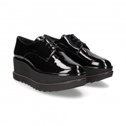 BLUCHER COT PRETO COURO ENVERNIZADO