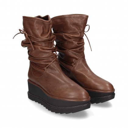 BOTIN ARRUGADO CORDON MARRON