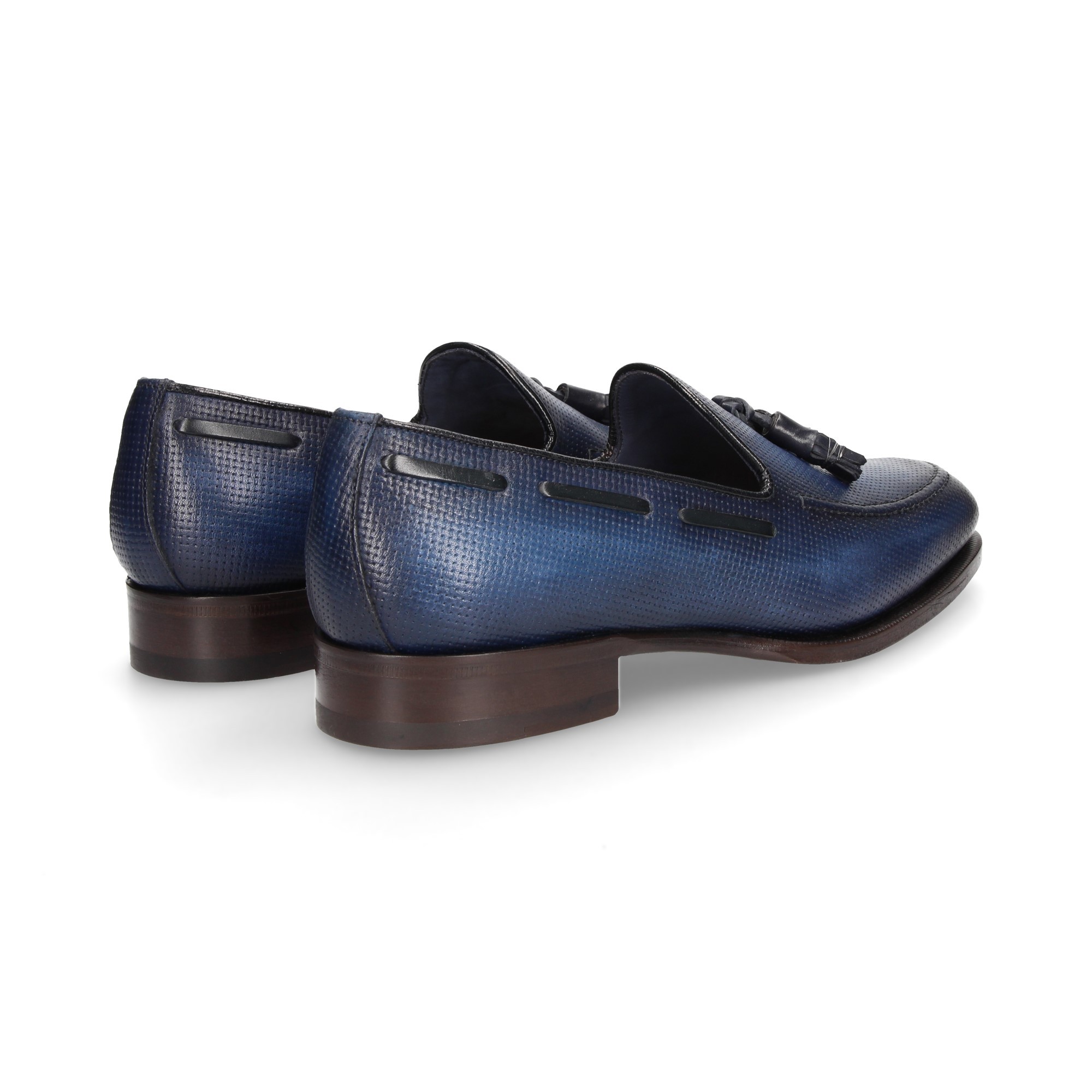 mocasin-borla-picado-piel-azul