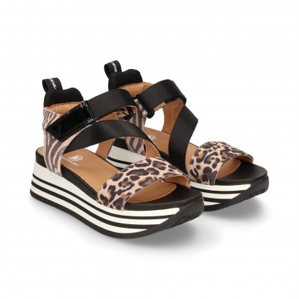 SANDALIA SCHWARZ LEOPARD PLATFORM