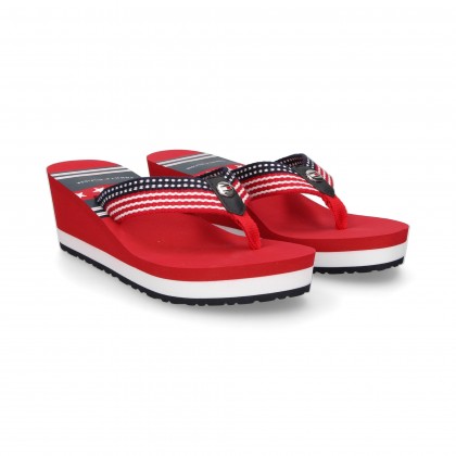 FITFLOP RED CRIB 