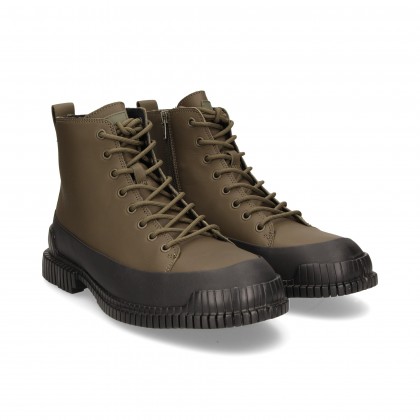 GREY SLOTTED SOLE BOOT