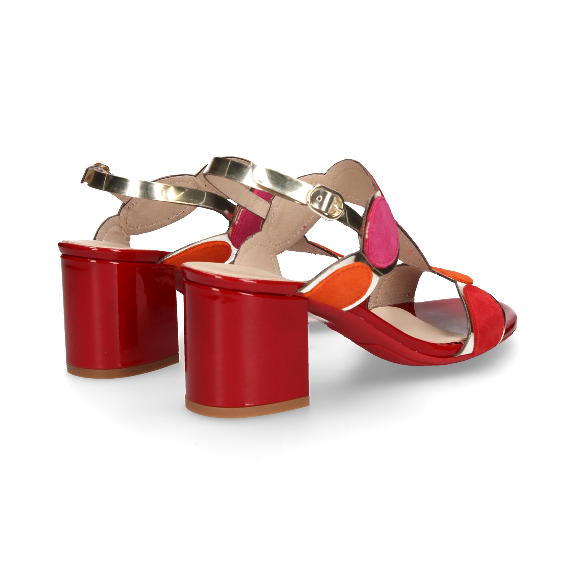 oval-heel-sandal-in-front-of-red-mirror