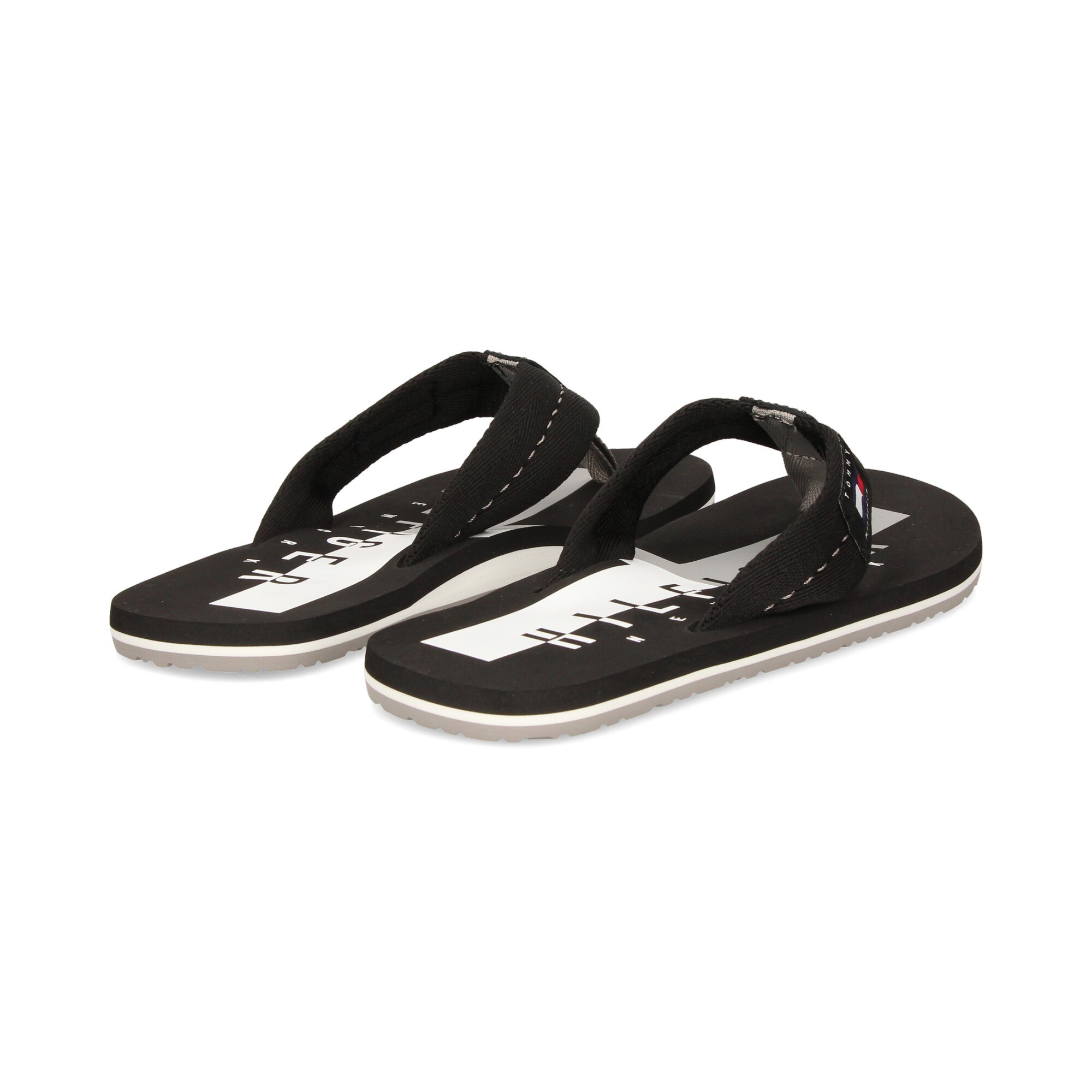 fit-flop-logo-tommy-negro