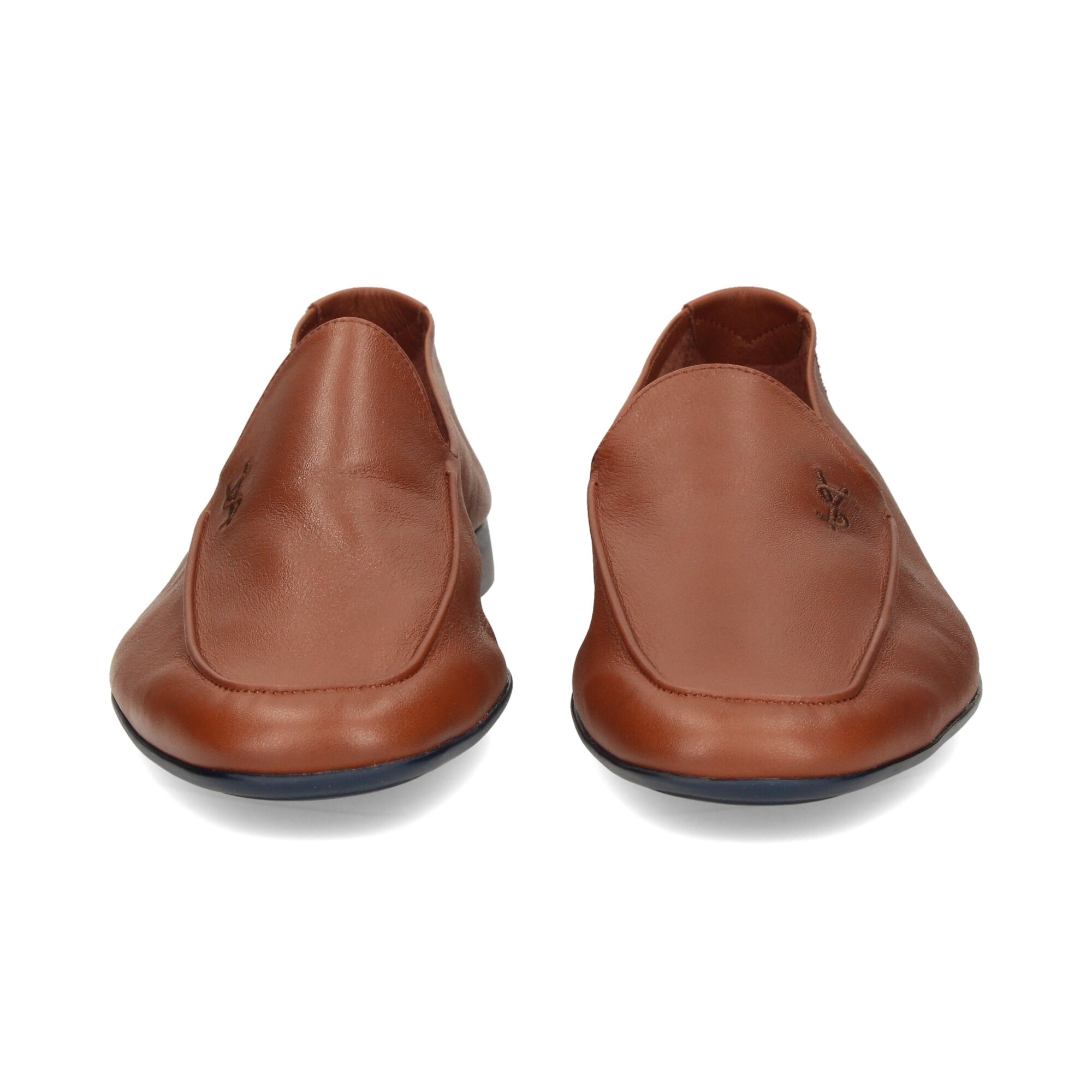 mocasin-inicial-cuero