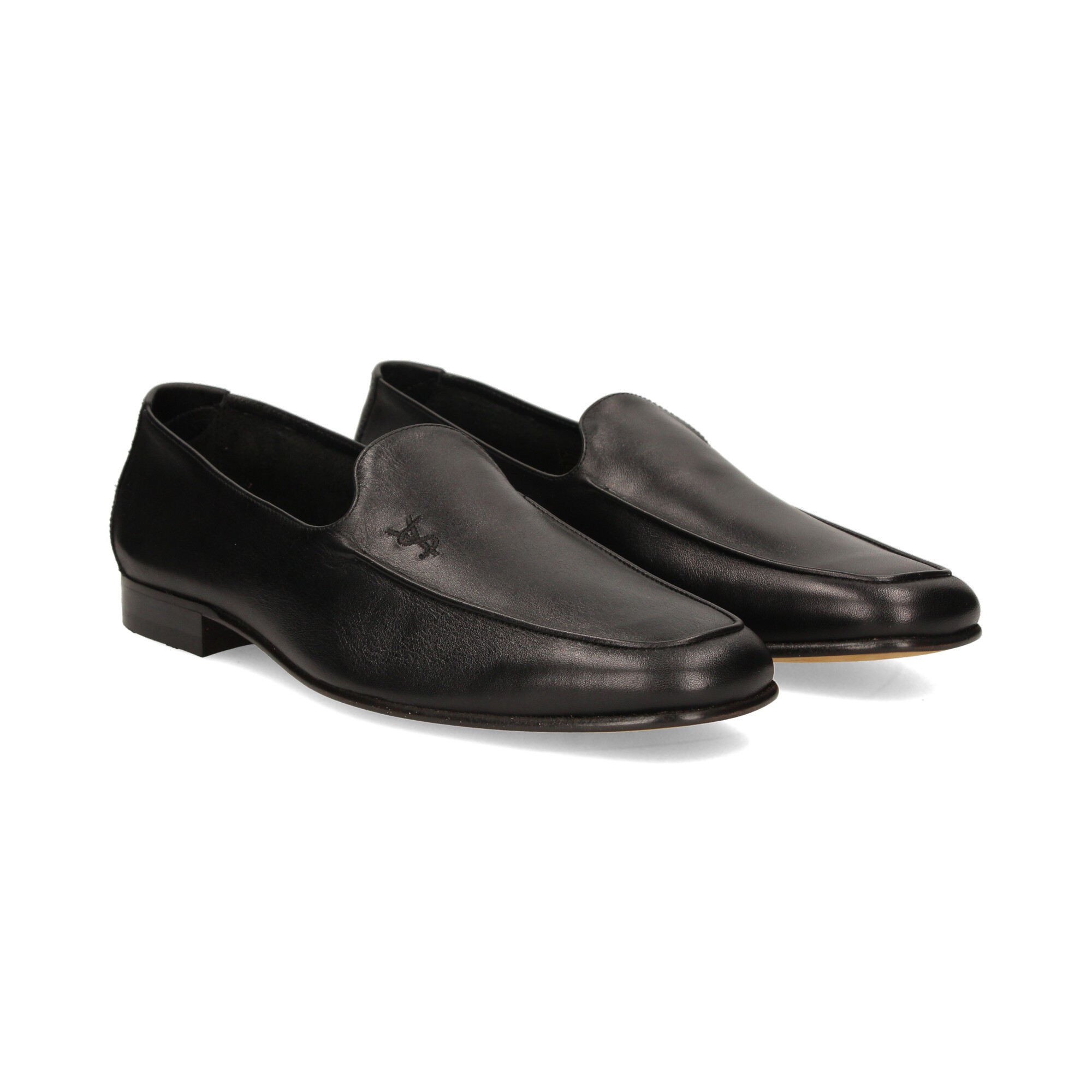 mocasin-inicial-negro