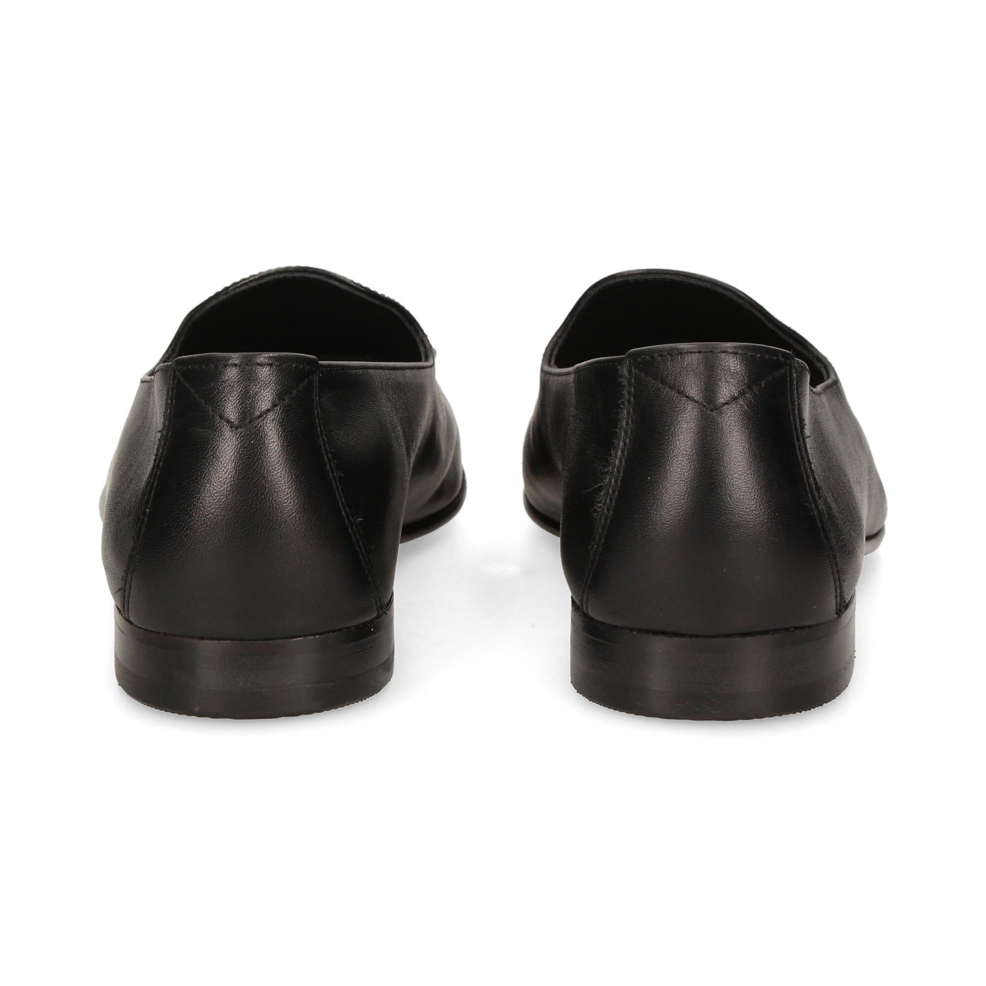 mocasin-inicial-negro