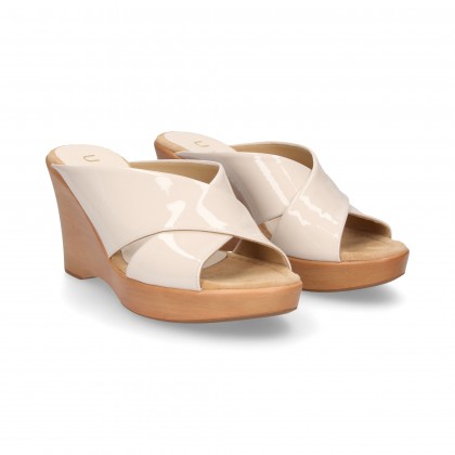 WEDGE CROISÉ EN CUIR VERNI BLANC