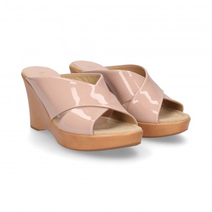 CROSS PADDLE WEDGE WEDGE EN CUIR VERNI ROSE