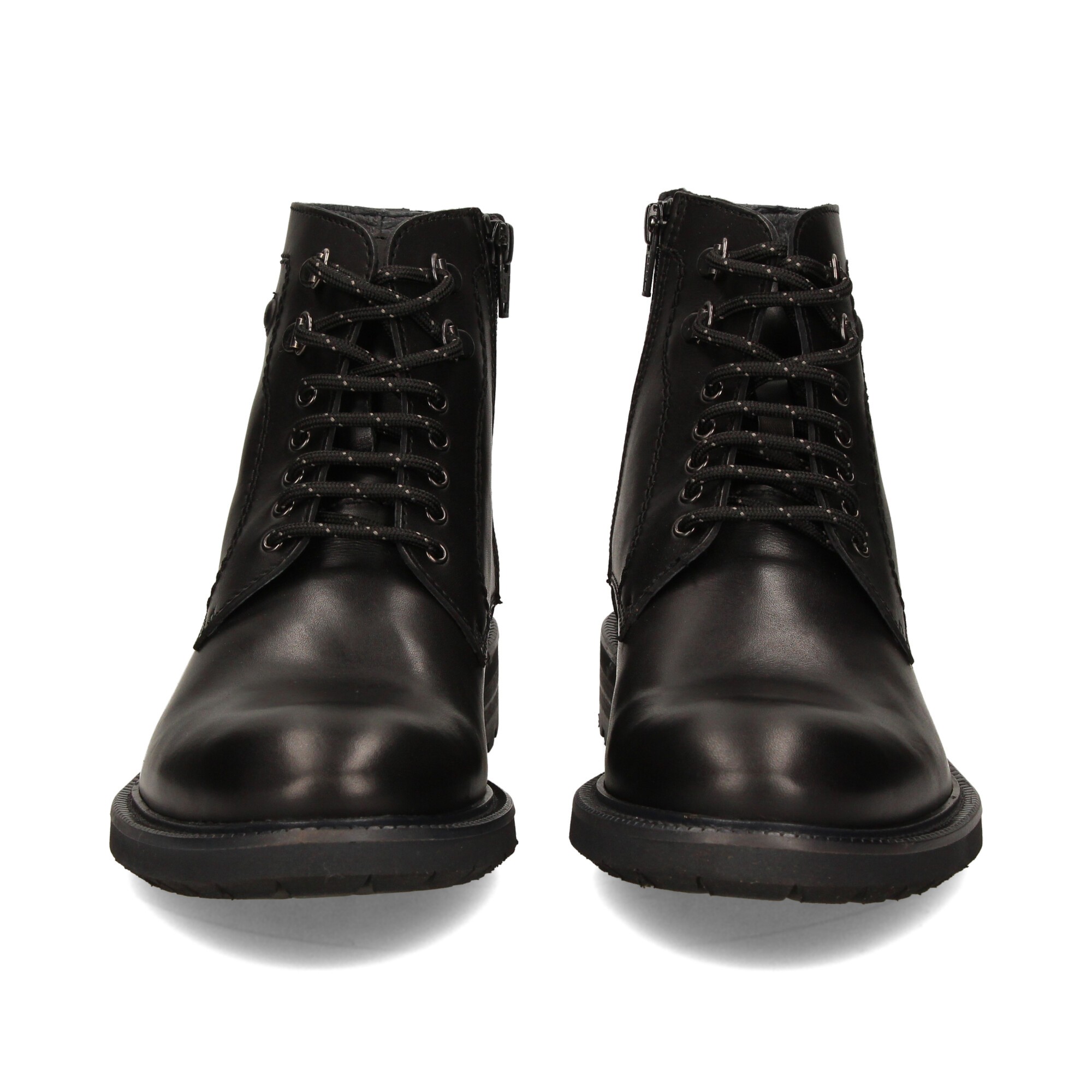 botin-liso-cordon-cremallera-negro