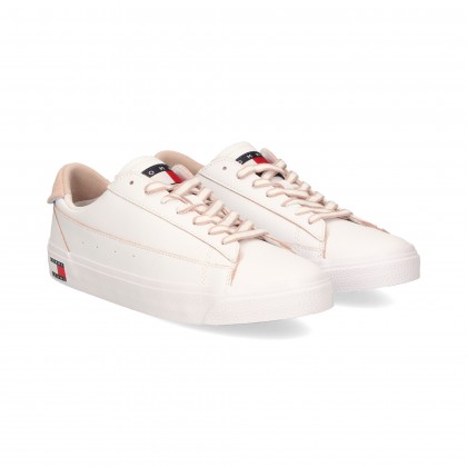 DEPORTIVO TALON COLOR PIEL BLANCO