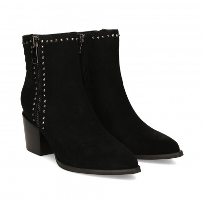 BOTIN TACHAS ANTE NEGRO