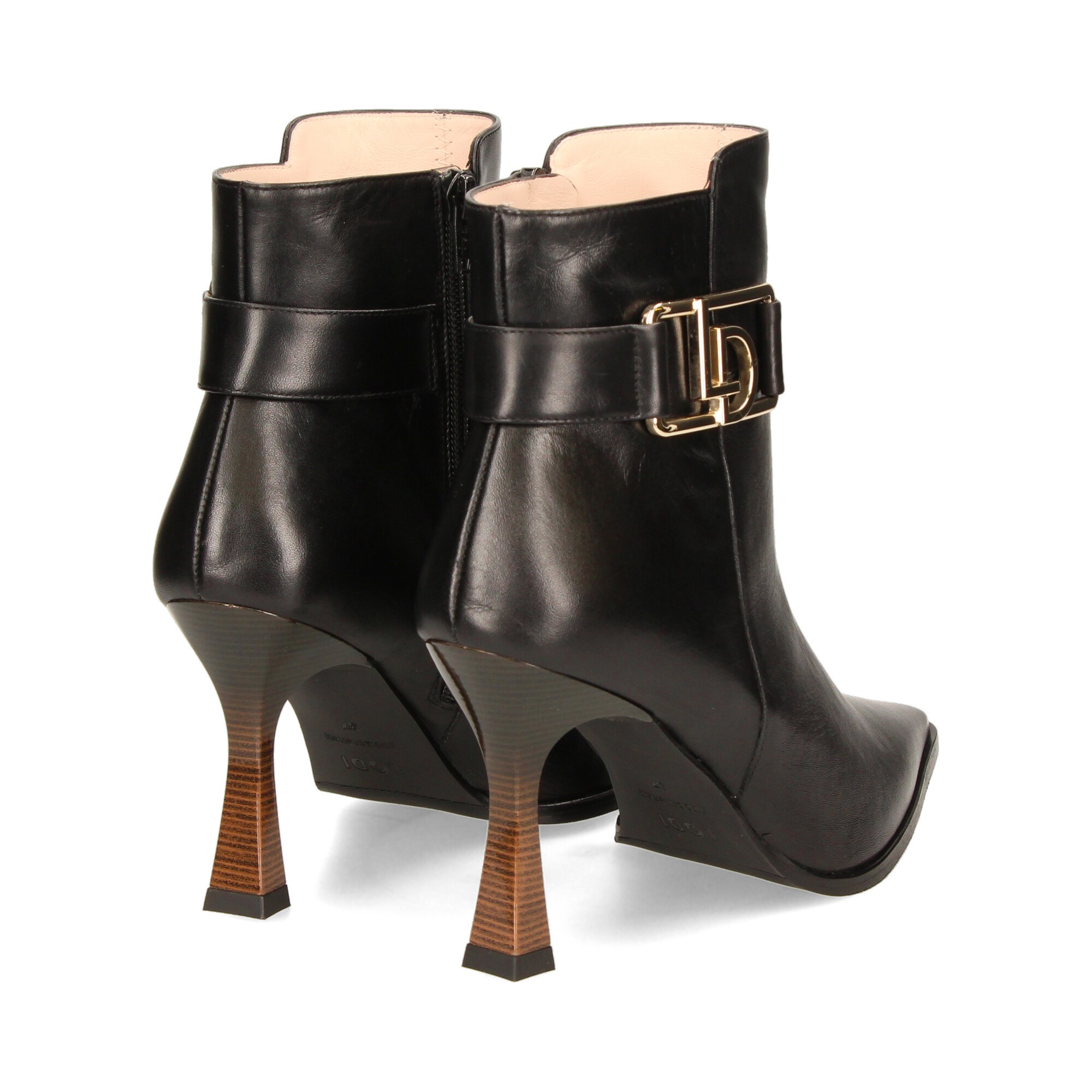 botin-logo-lado-piel-negro