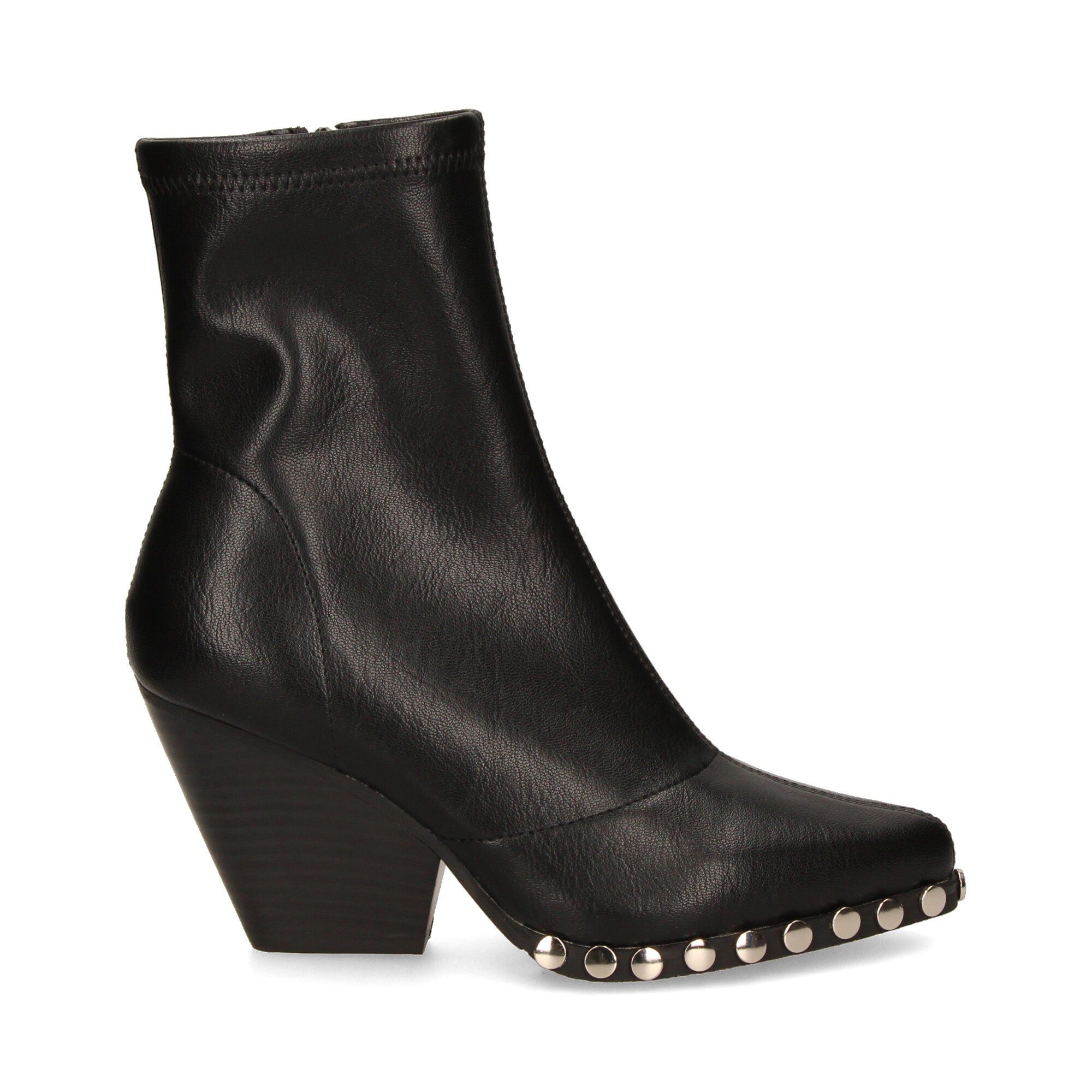 botin-tachas-negro