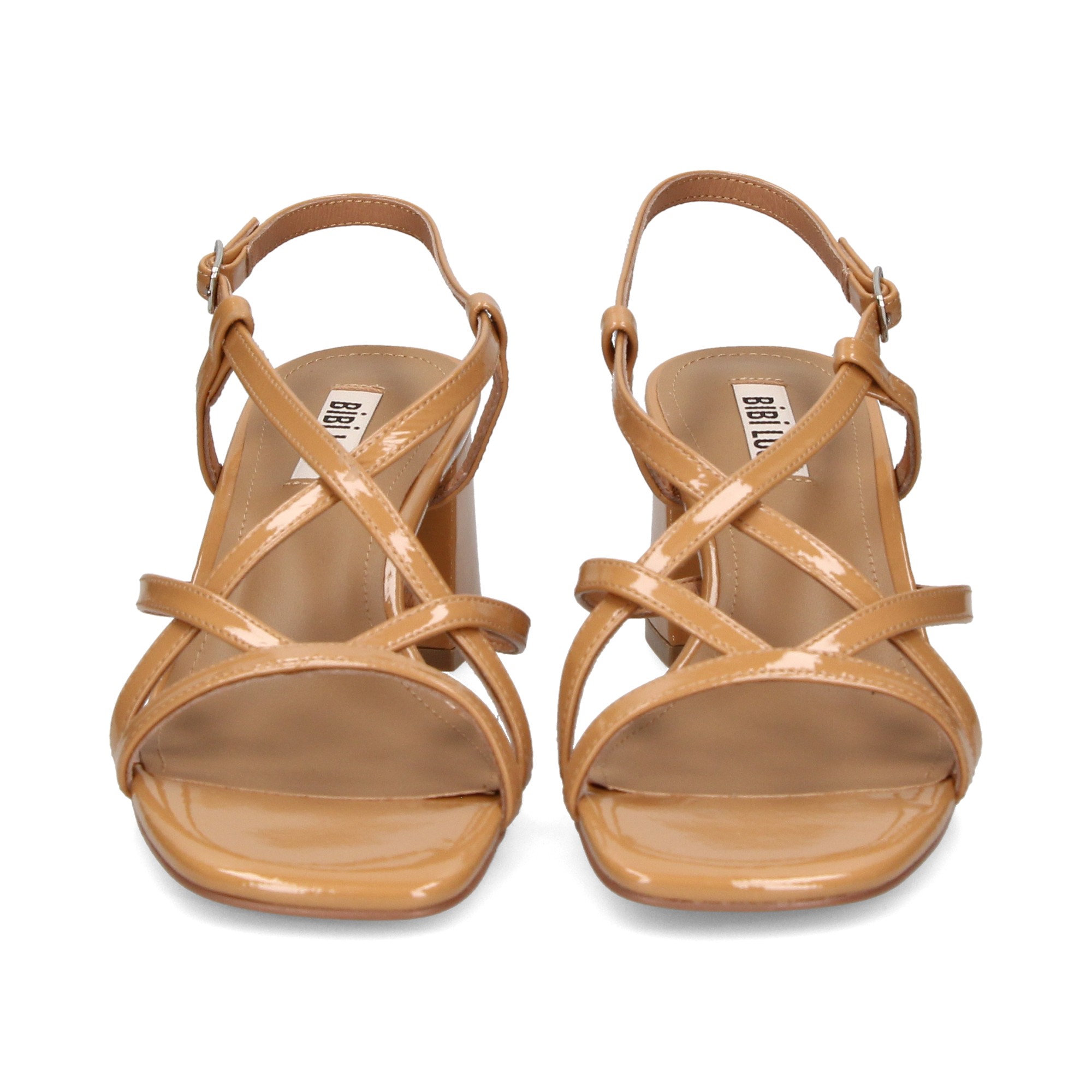 sandalia-tiras-cruzadas-charol-camel