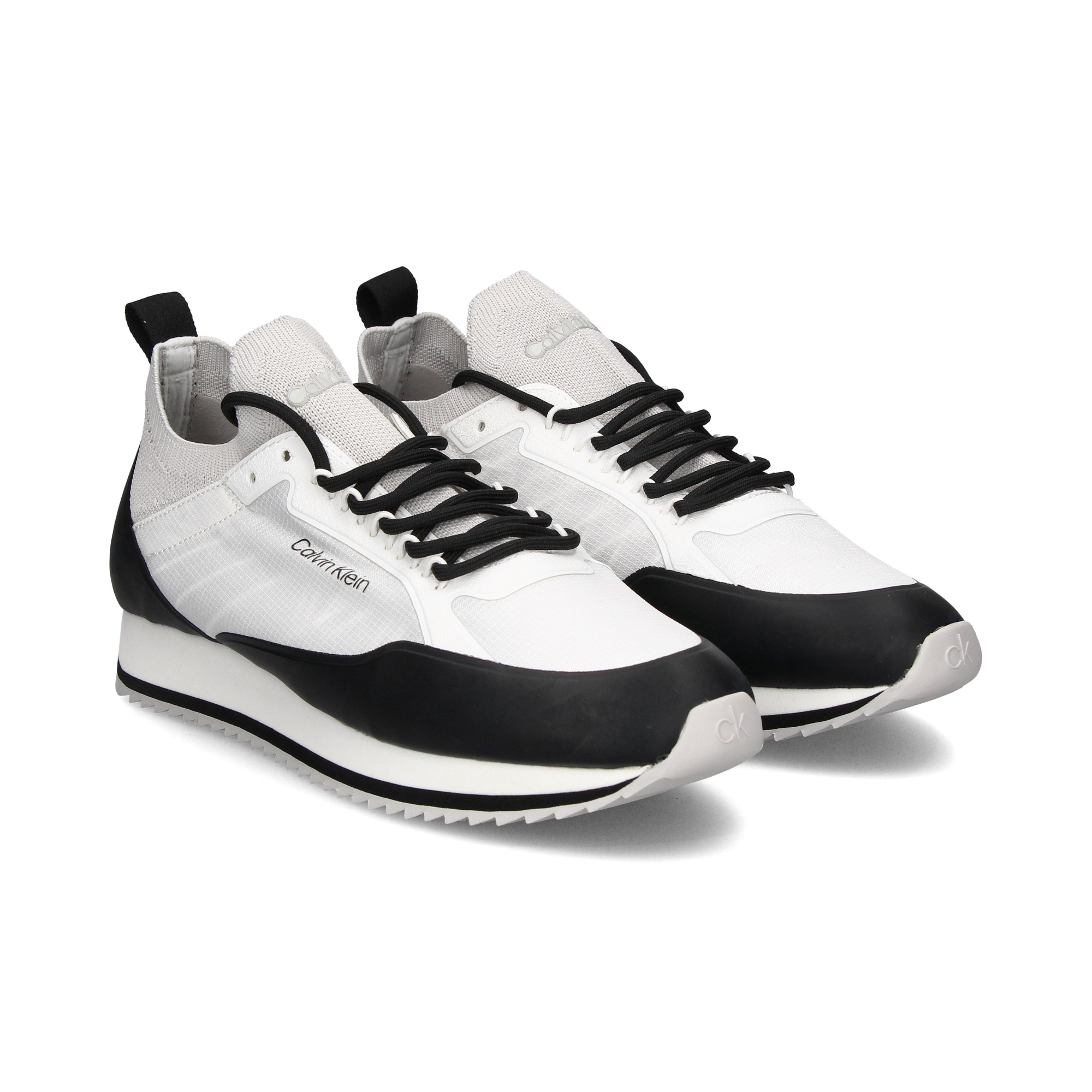 deportivo-calcetin-nylon-blanco-negro