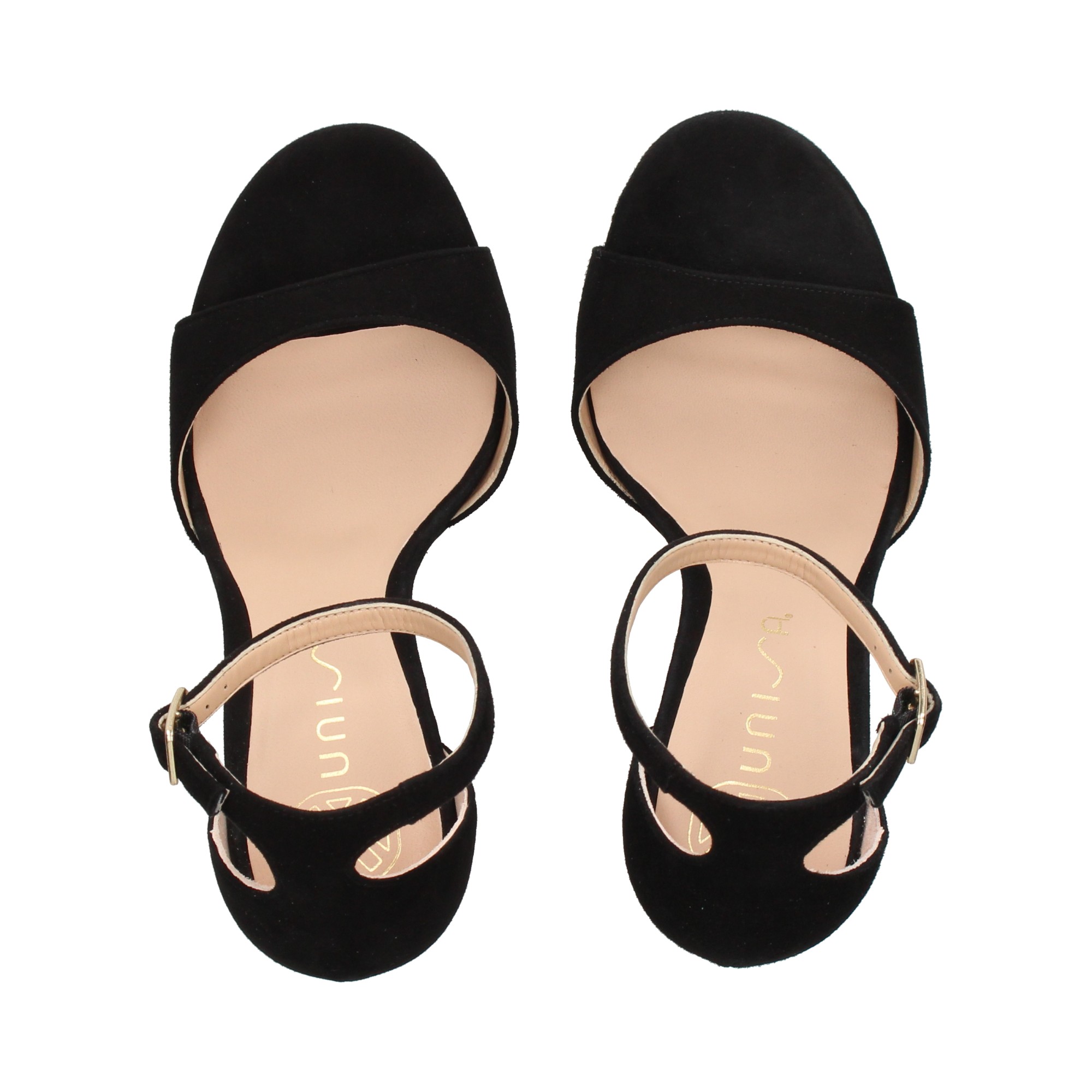 carmelita-talon-cerrado-ante-negro