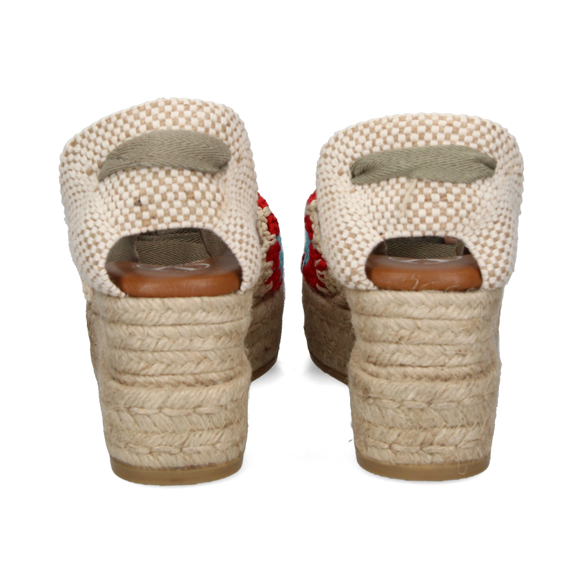 alpargata-con-cuna-ganchillo-kaki
