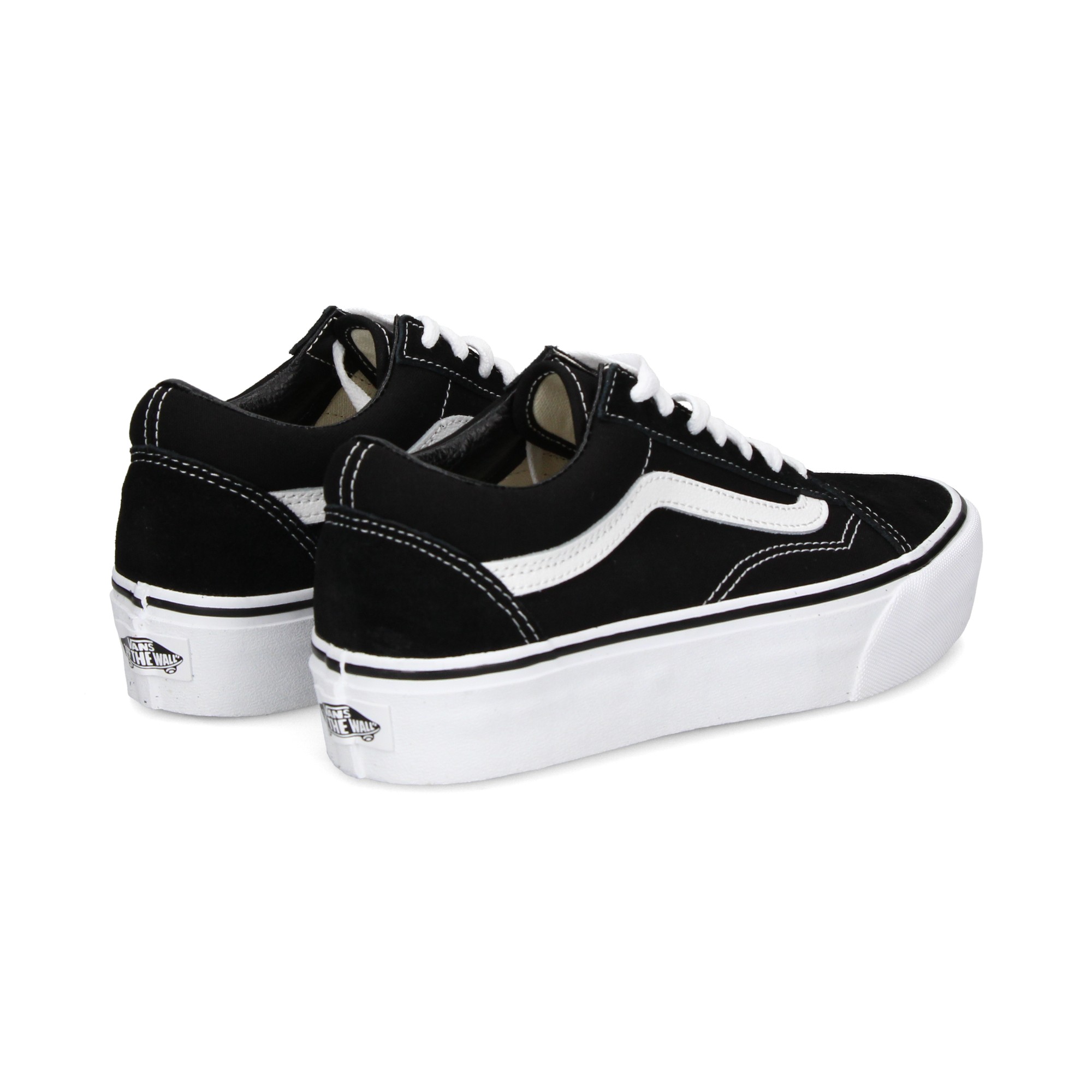 banda-blanca-plataforma-tenis-negro