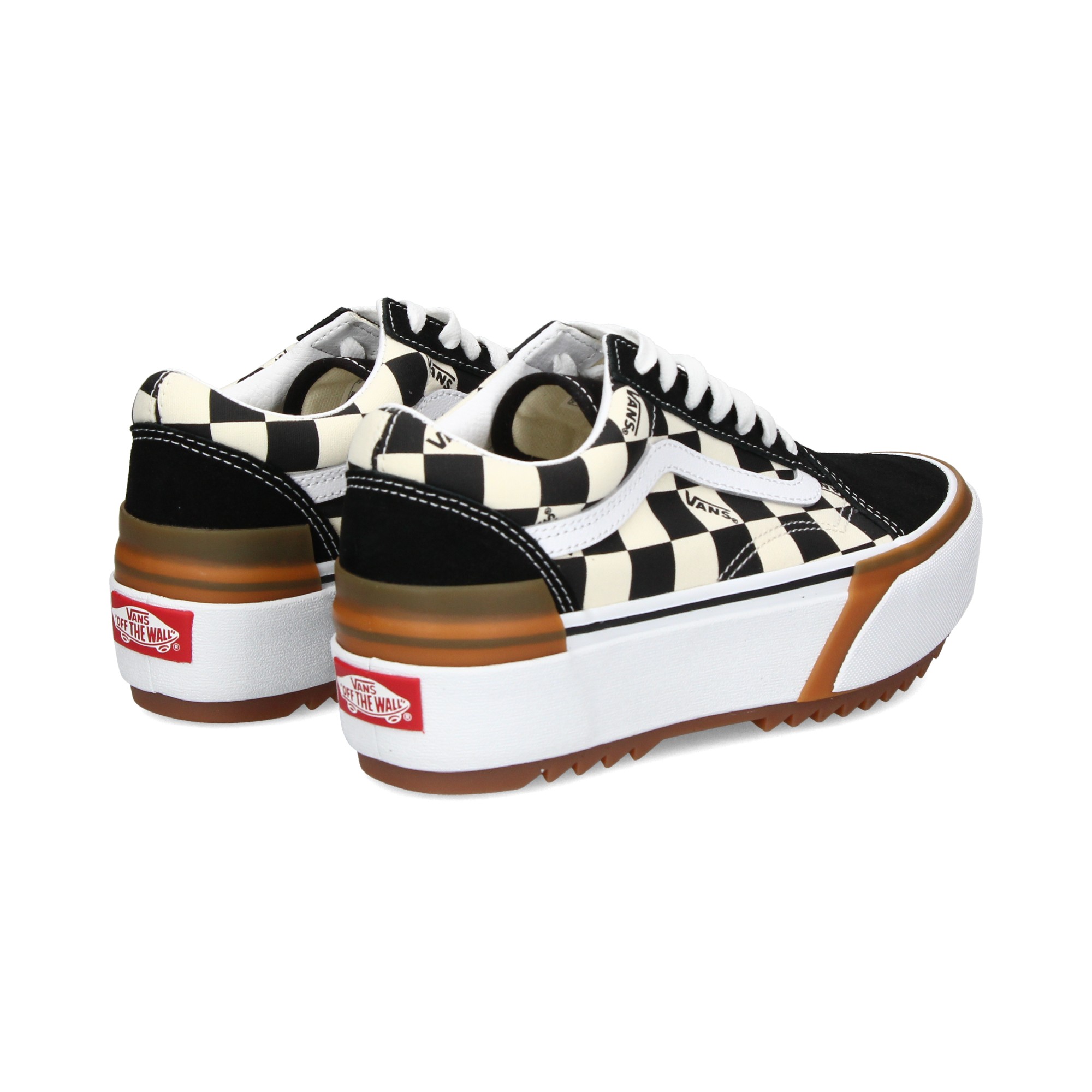 damero-platlado-tenis-negro-blanco