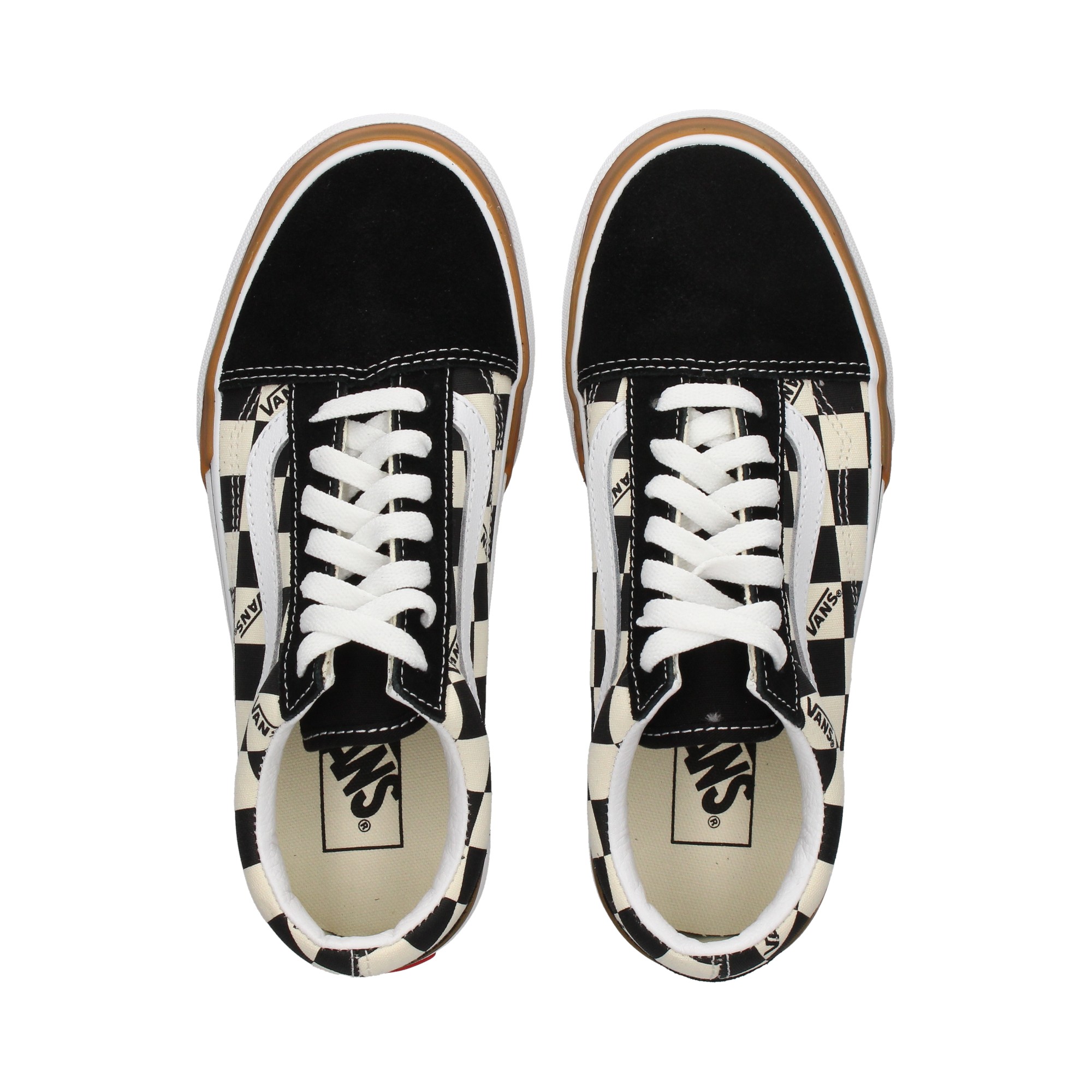 damero-platlado-tenis-negro-blanco