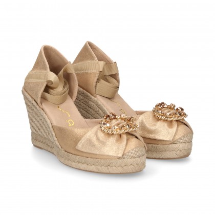 ESPADRILLE WEDGE ESPADRILLES WITH GOLD METALLIC CLASP