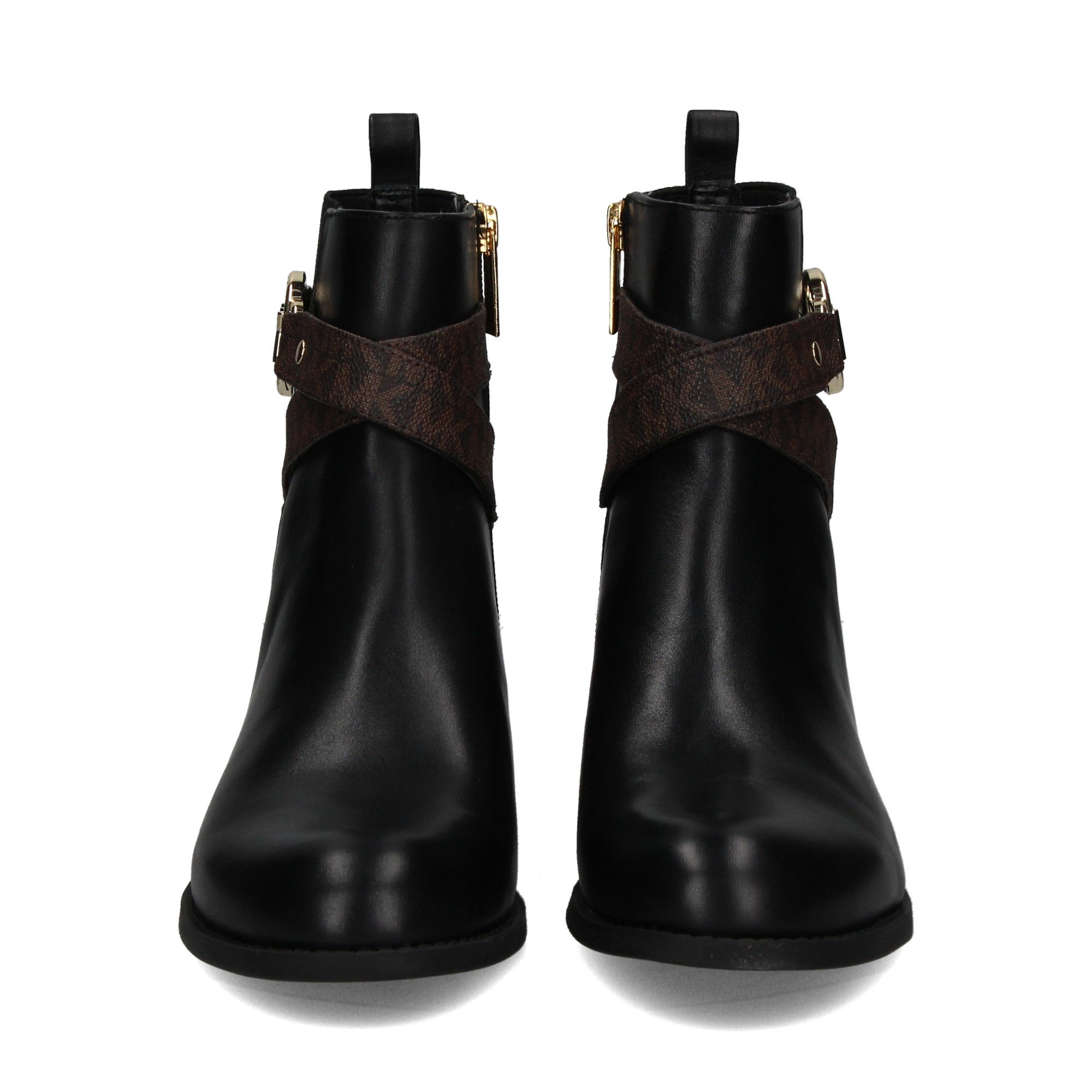 botin-aplique-logo-negro