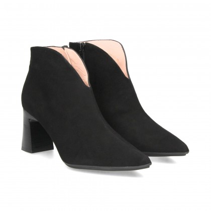 BOTIN ANTE NEGRO