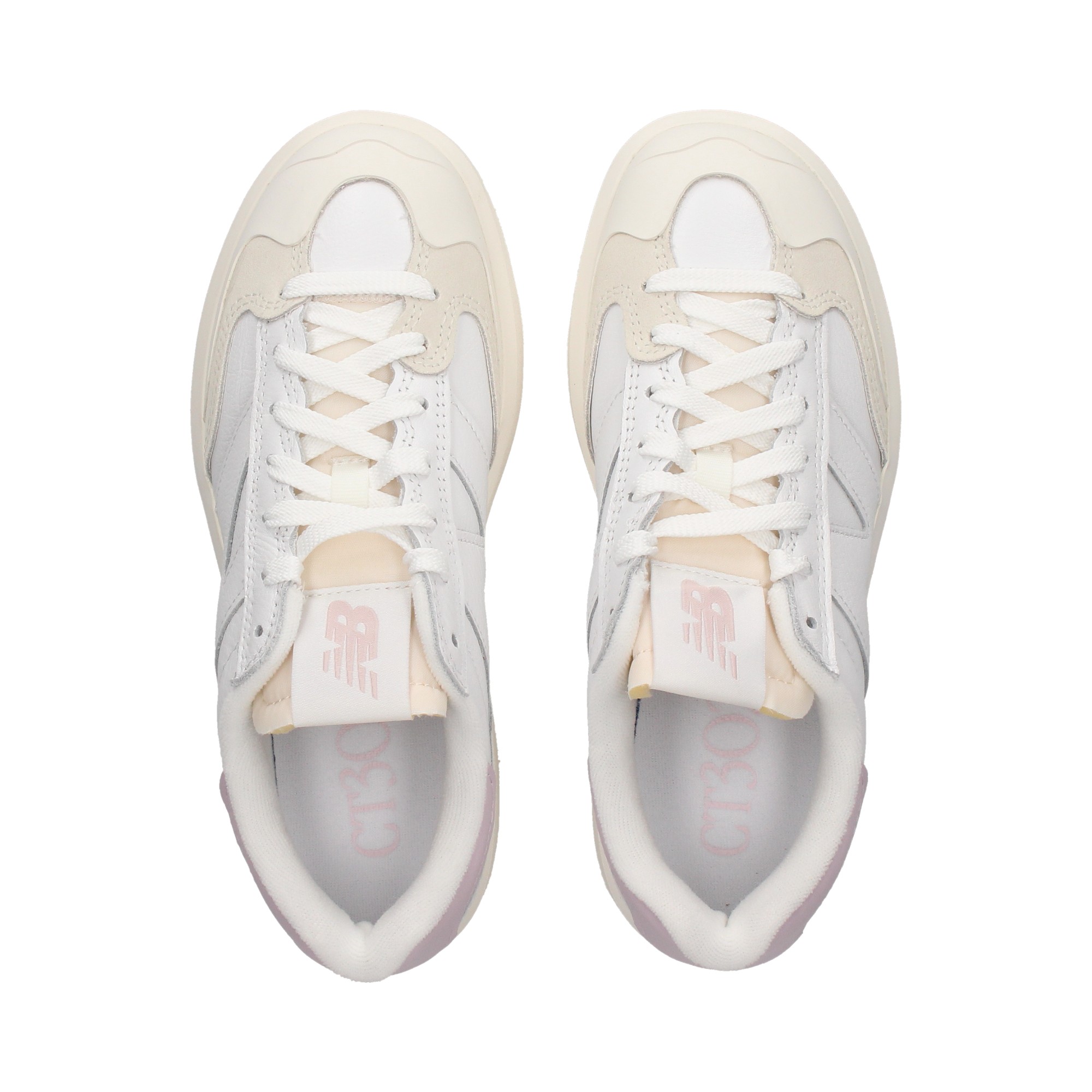 talon-malva-deportivo-piel-blanco