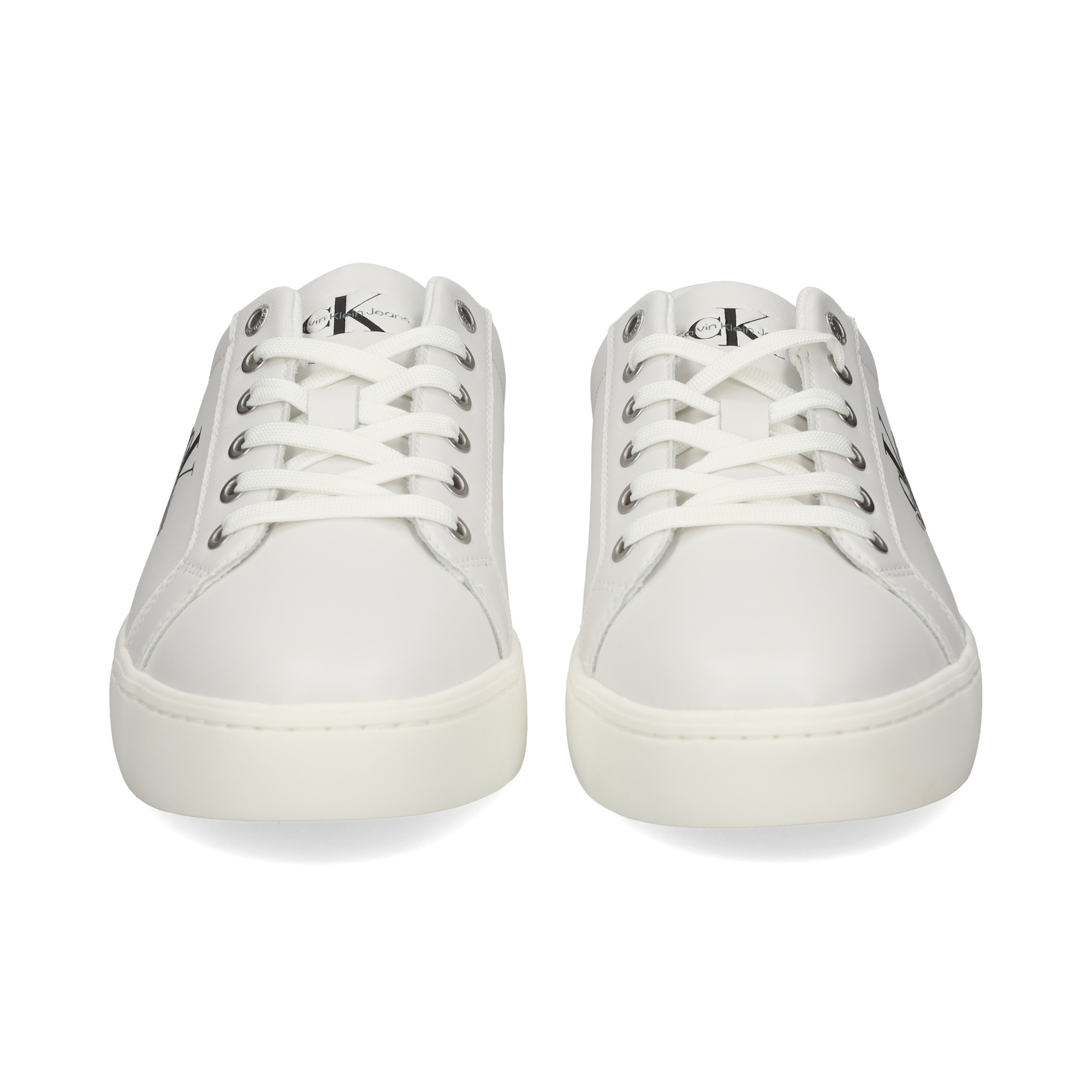 talon-negro-deportivo-blanco