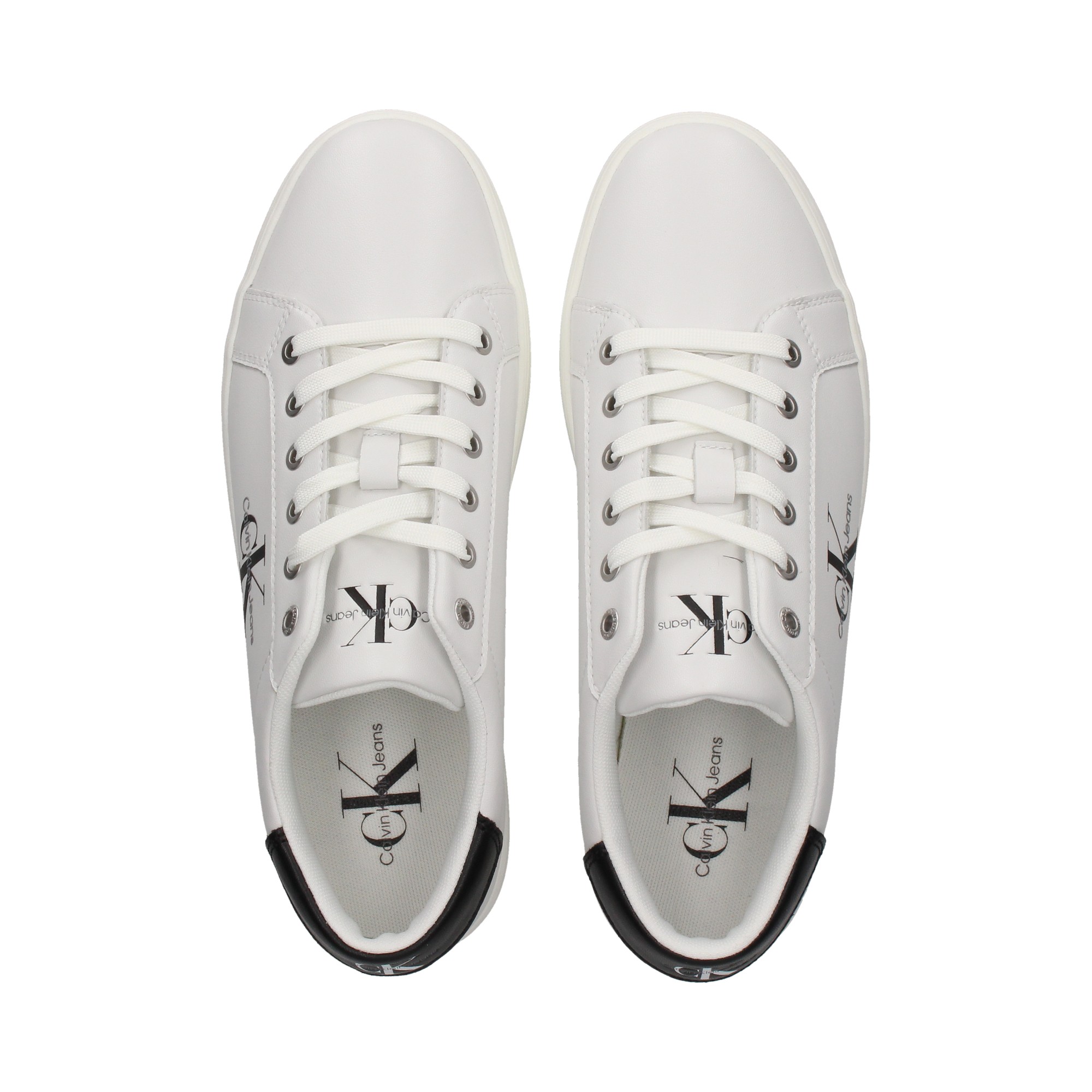 talon-negro-deportivo-blanco