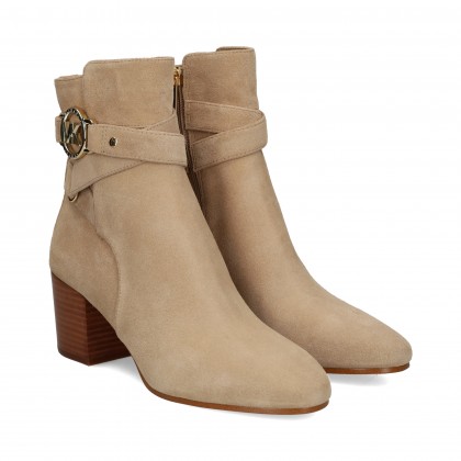 BOTIN APLIQUE LOGO ANTE CAMEL
