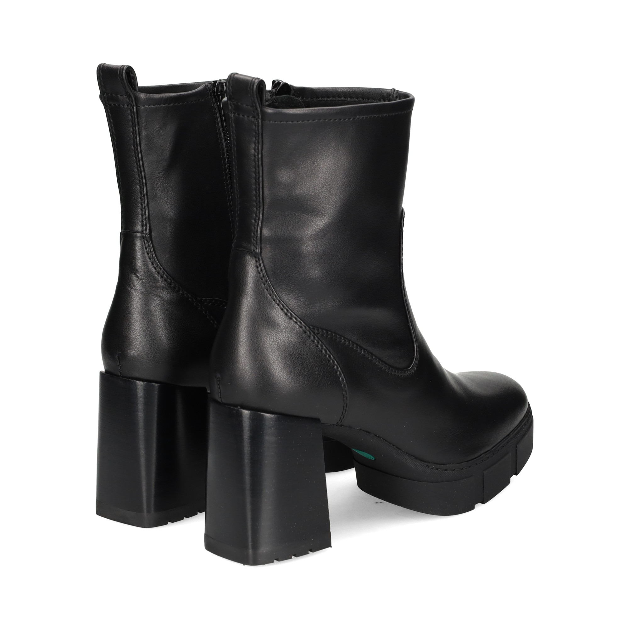botin-plataforma-piel-negro