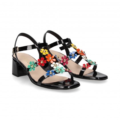 CARME SANDALE MULTI-PATENT SCHWARZE BLUMEN