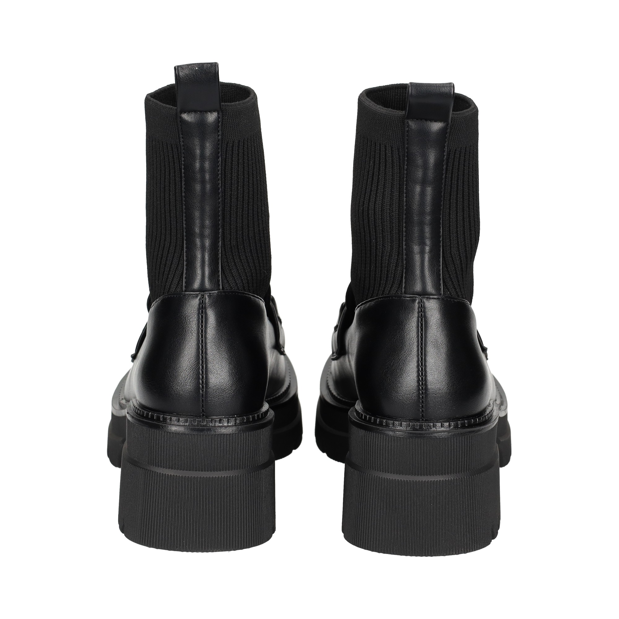 botin-calcetin-mocasin-negro
