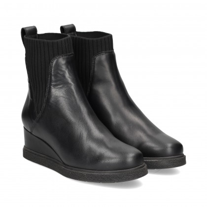 BOTIN CALCETIN CUNA PIEL NEGRO