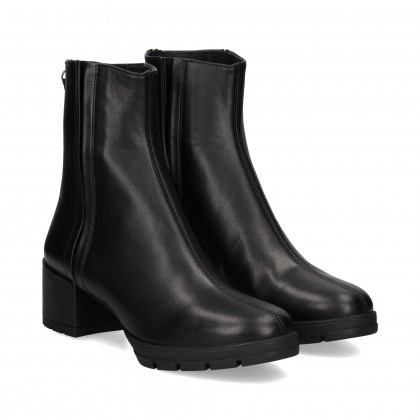 BOTIN PLAT.COSTURA LADO PIEL NEGRO