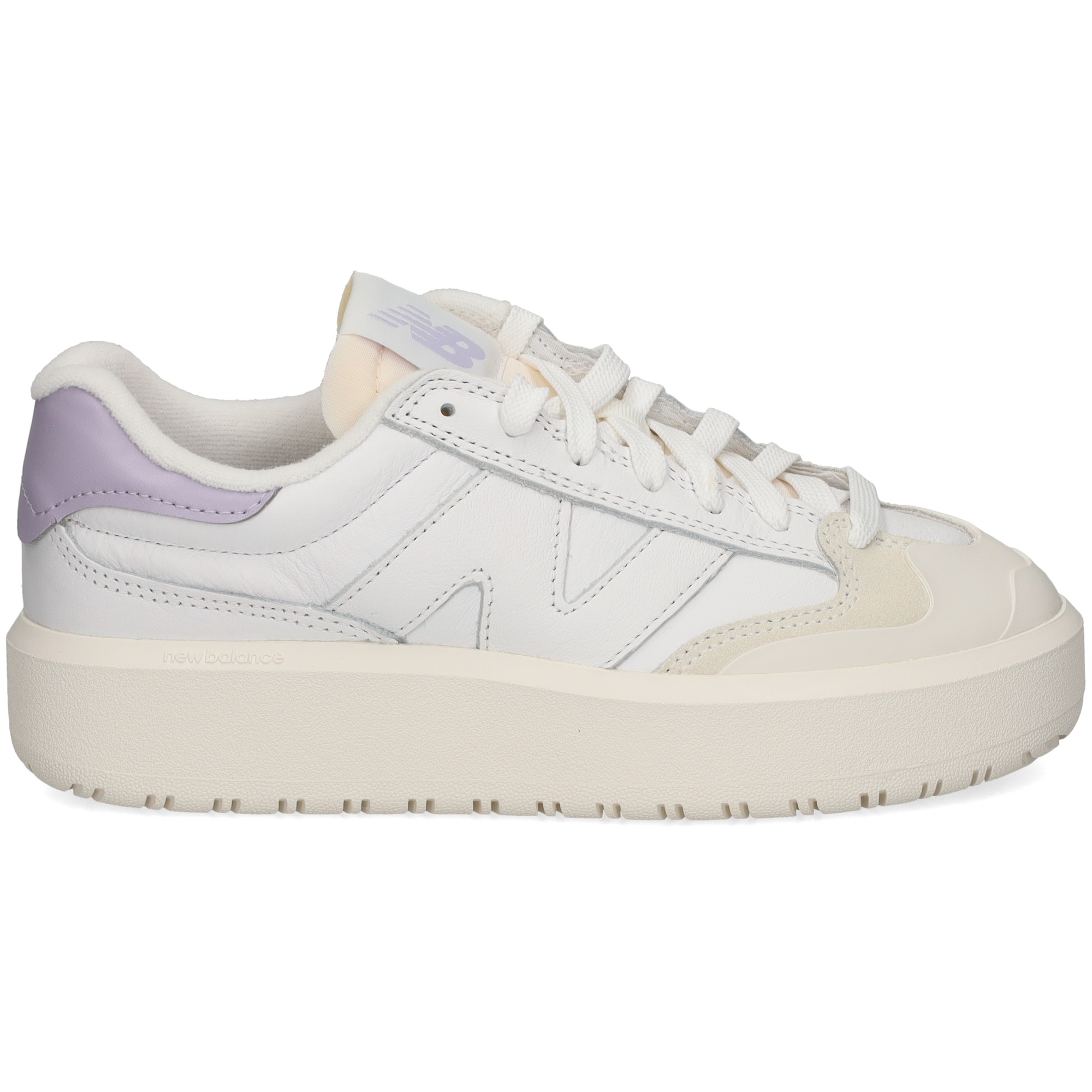 talon-lila-deportivo-piel-blanco