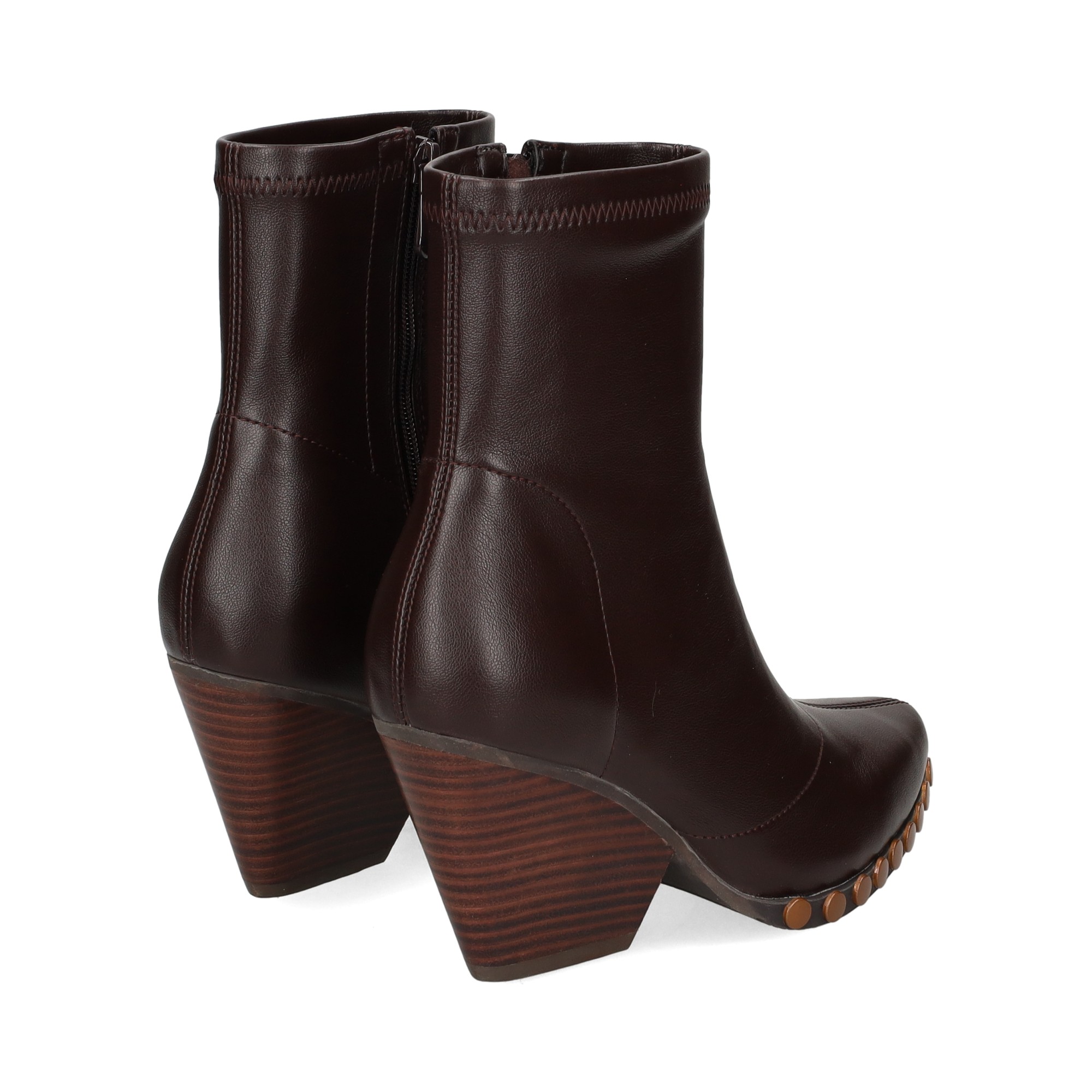 botin-tachas-napa-stretch-marron