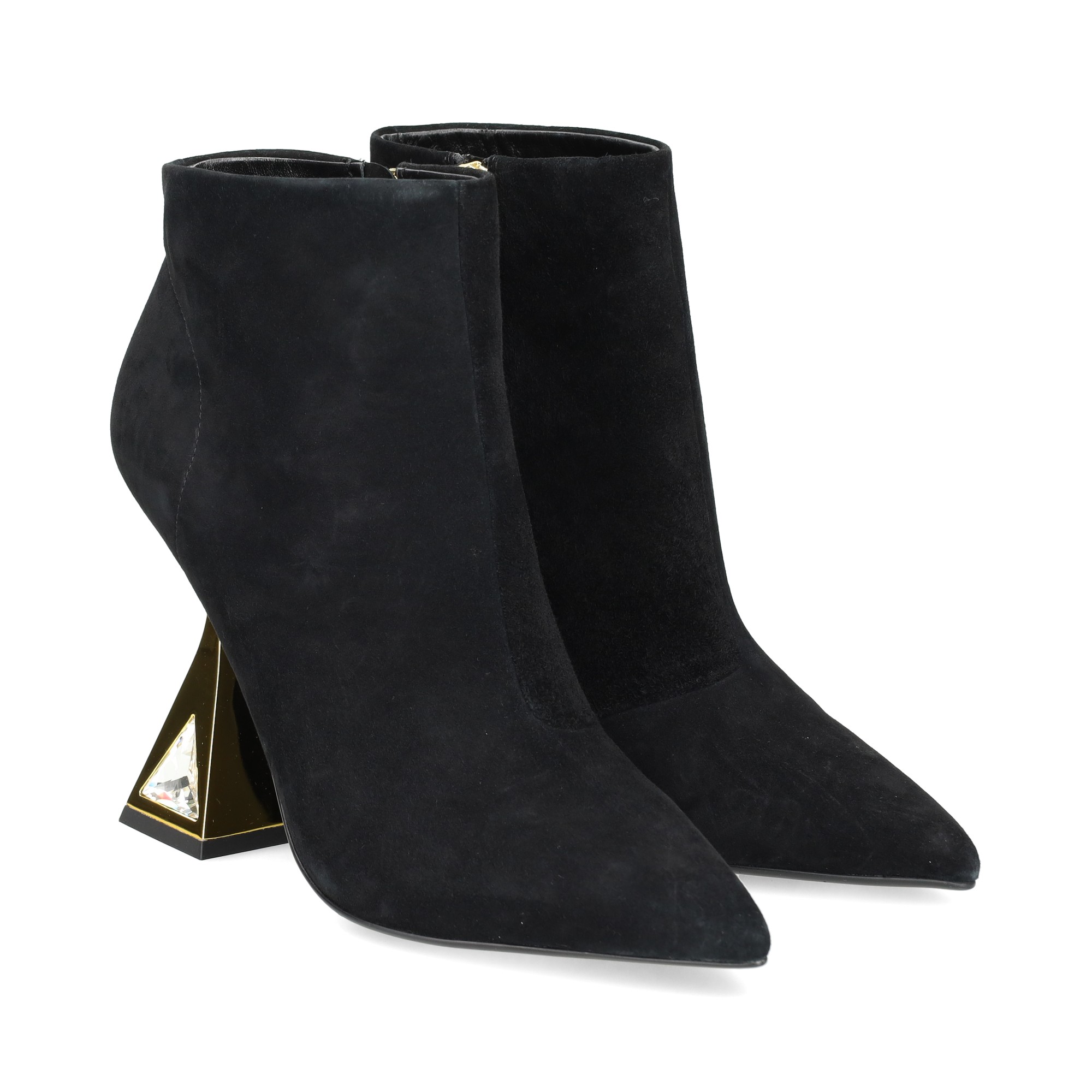 botin-tacon-oro-ante-negro