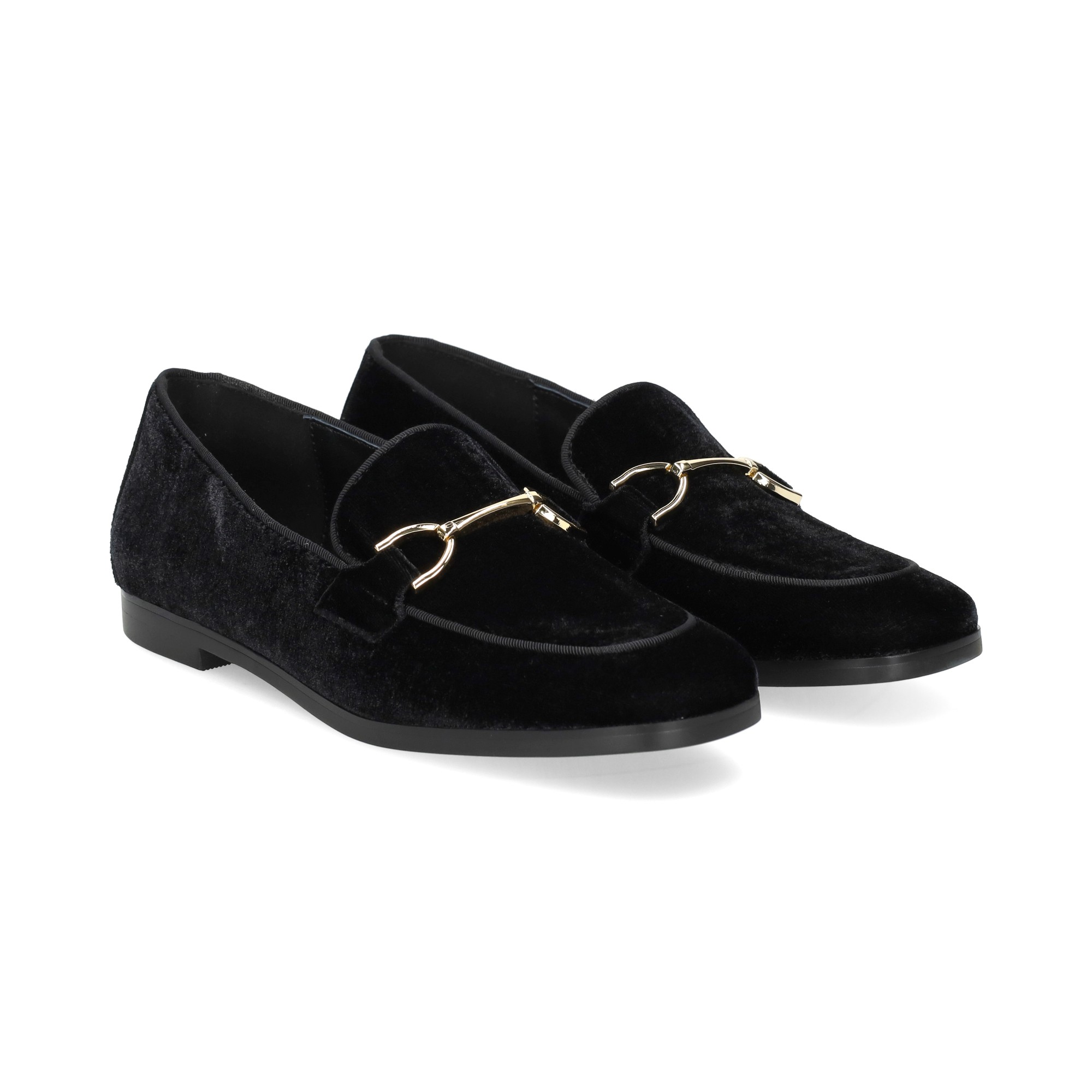 mocasin-adorno-terciopelo-negro