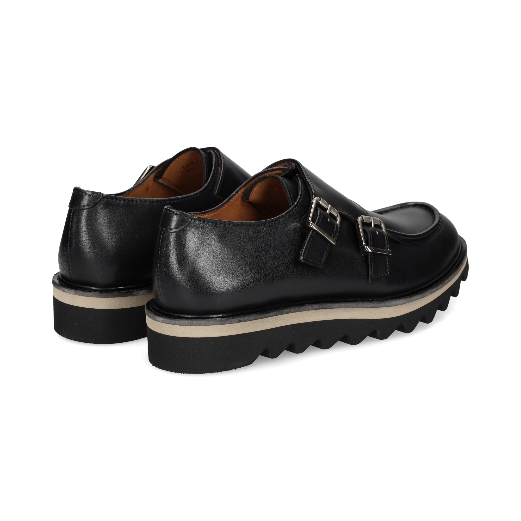 mocasin-2-hebillas-bordon-negro