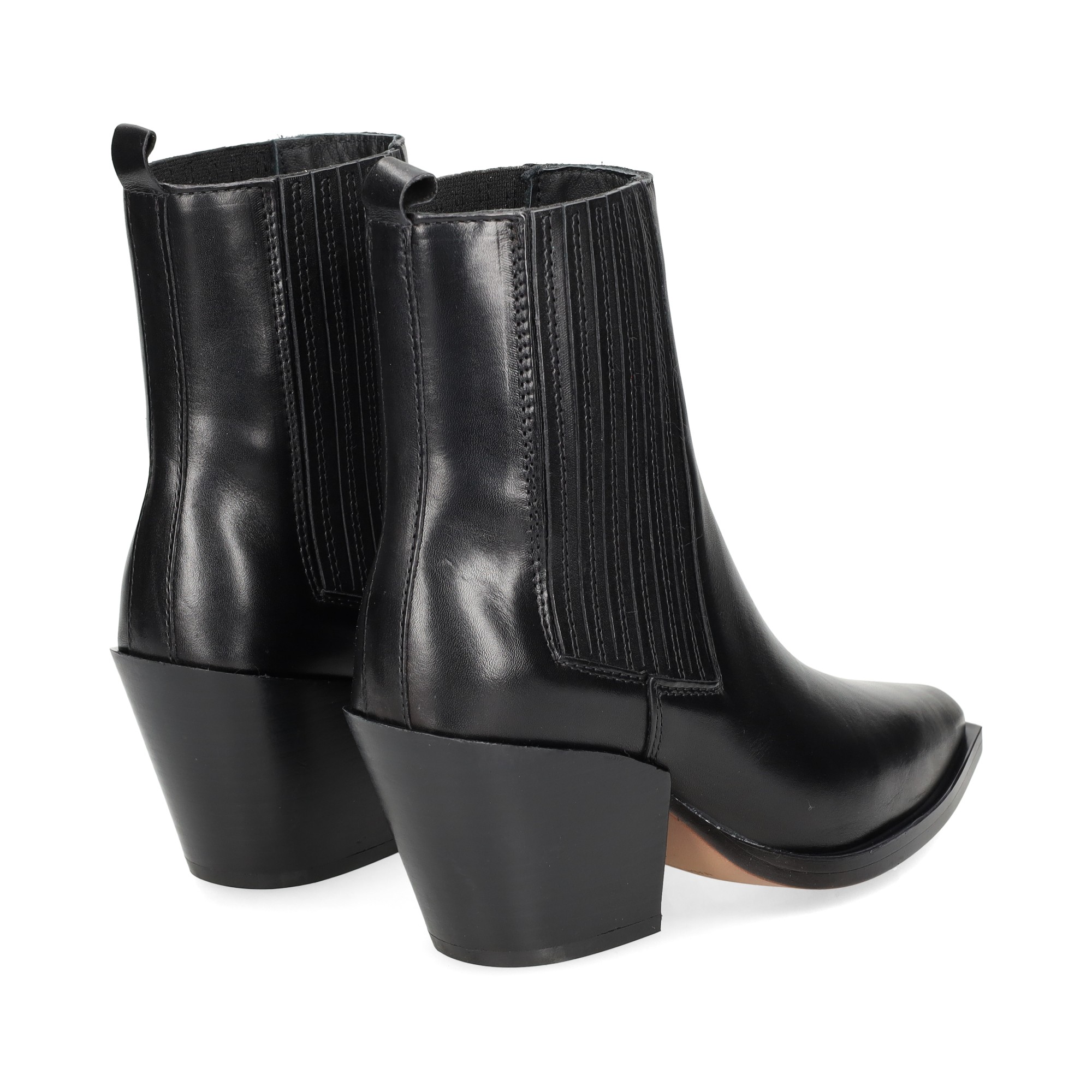 botin-elasticos-lados-piel-negro