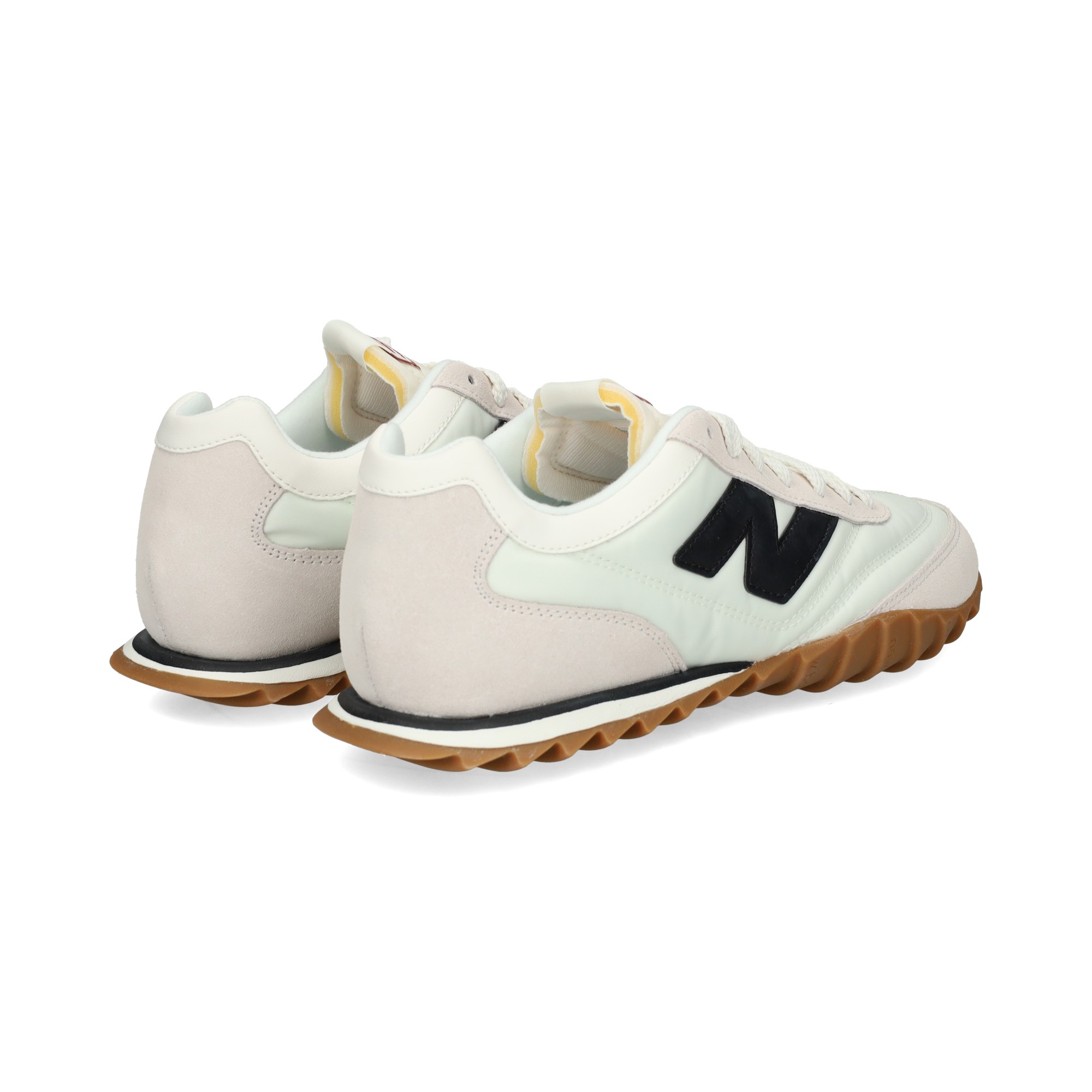 deportivo-nylon-ante-hielo-negro