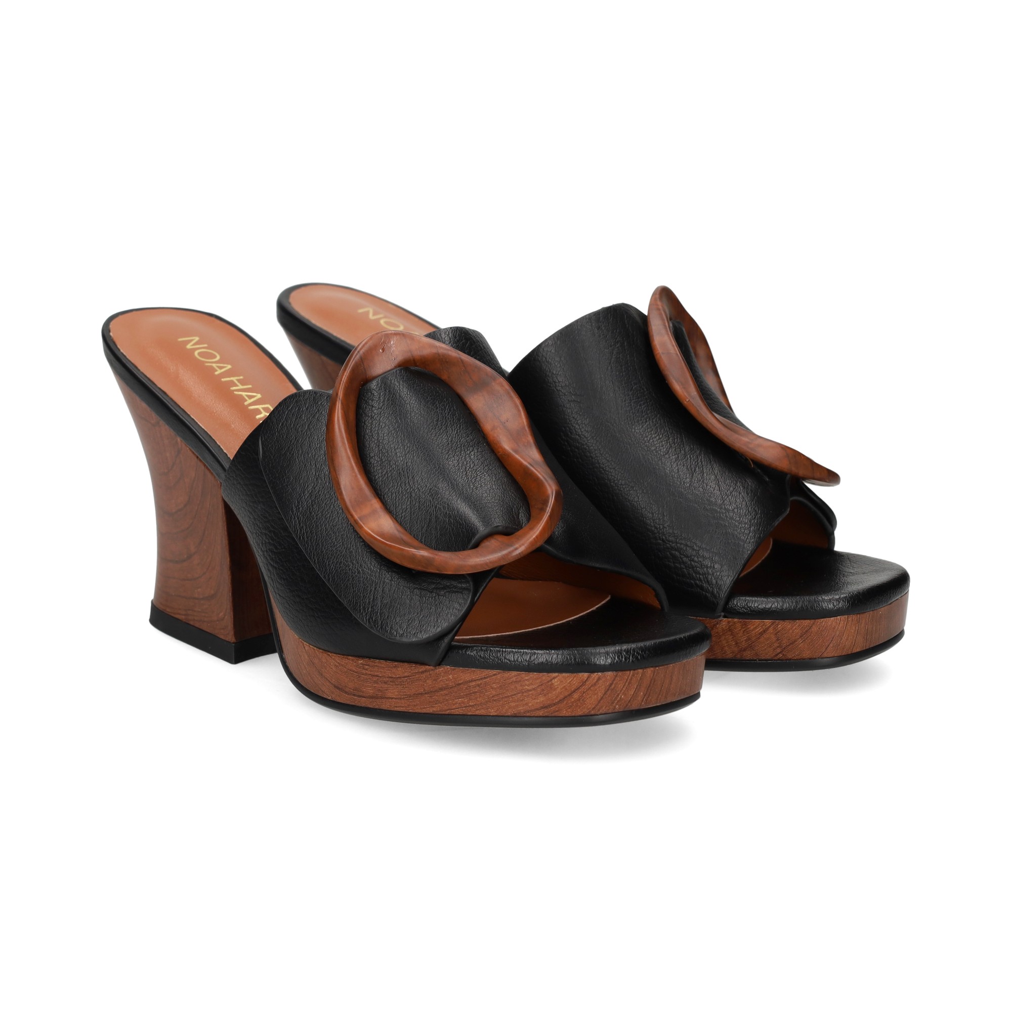 pala-argolla-piel-negro