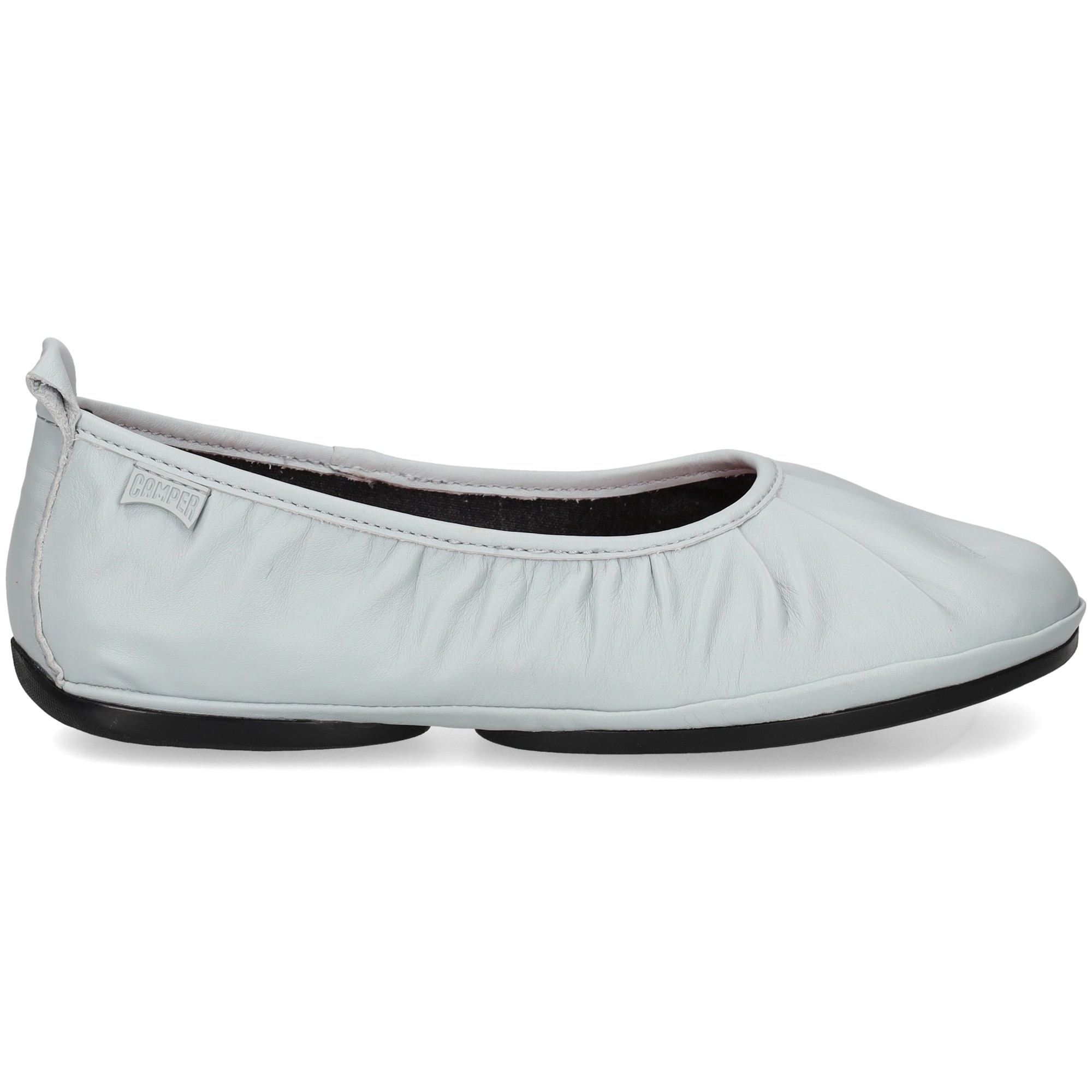 bailarina-piel-gris