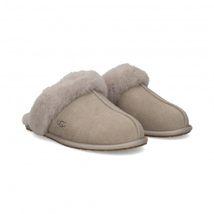 ZAPATILLA CUELLO OVEJA ANTE HIELO