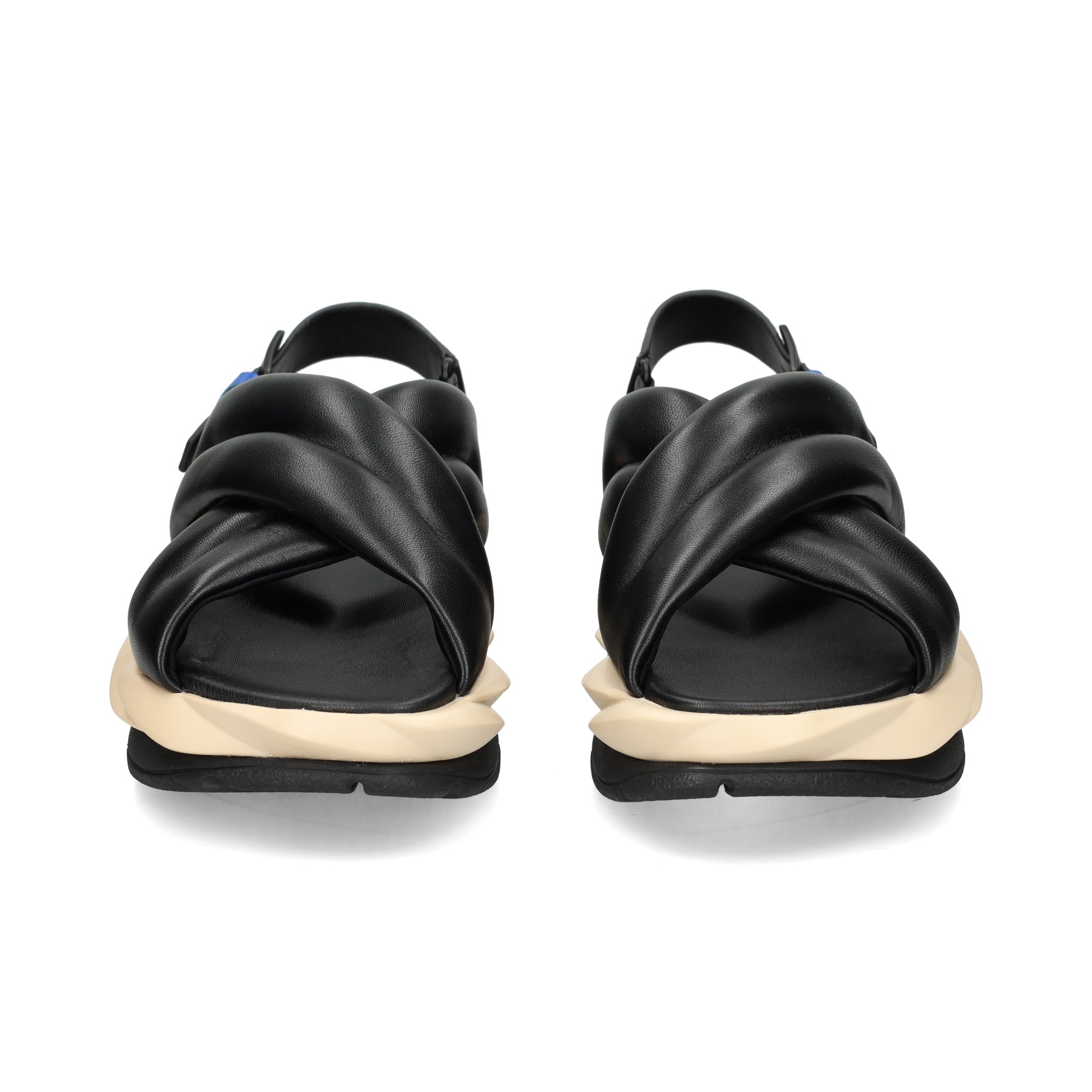 sandalia-cruzada-piel-negro