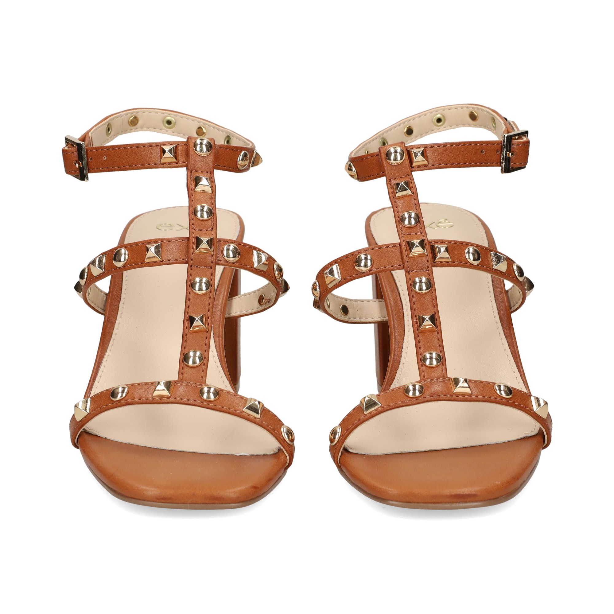 sandalia-bebe-gilda-tachas-piel-cuero